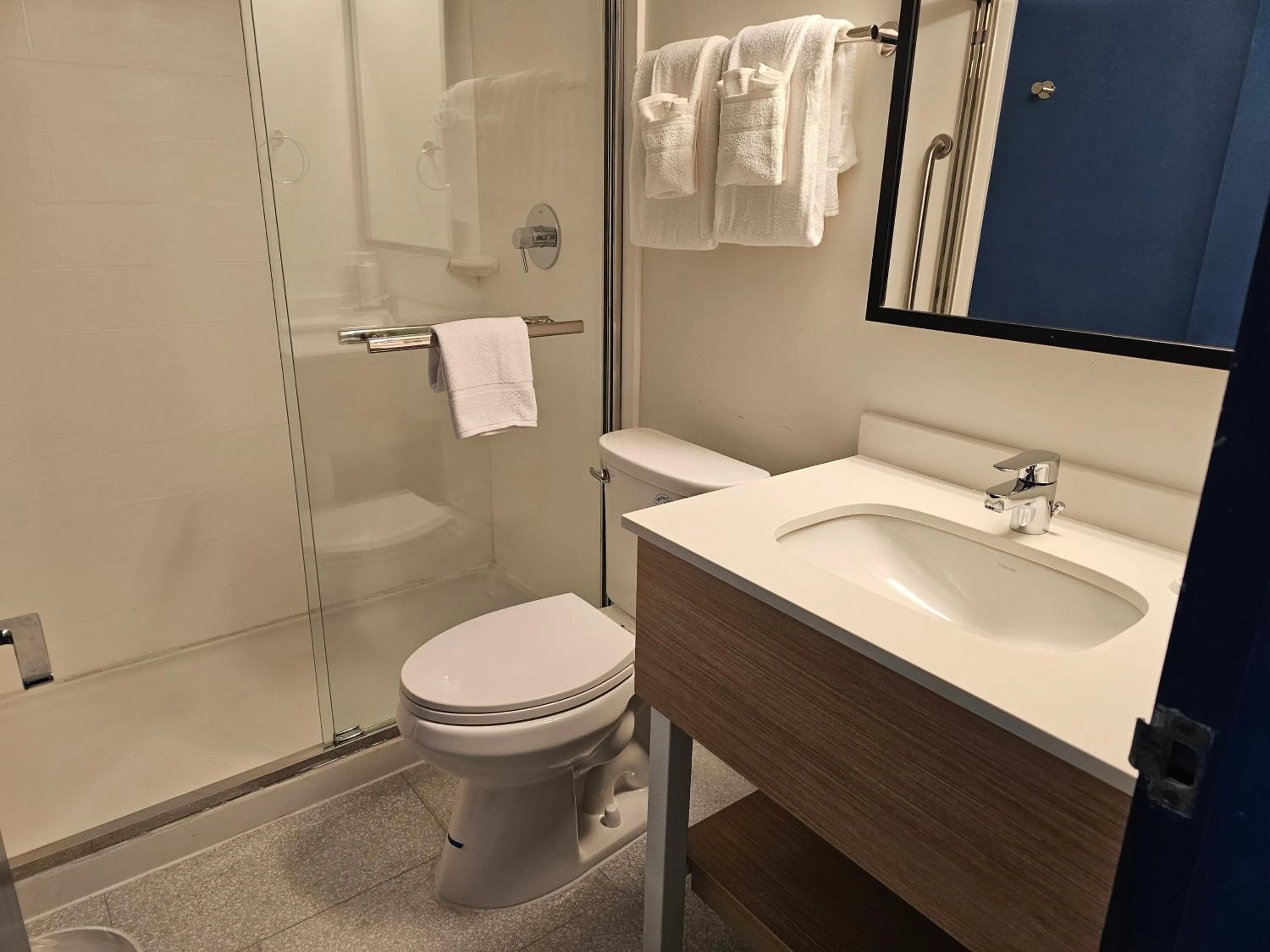 Shower in Spark by Hilton Chattanooga Downtown