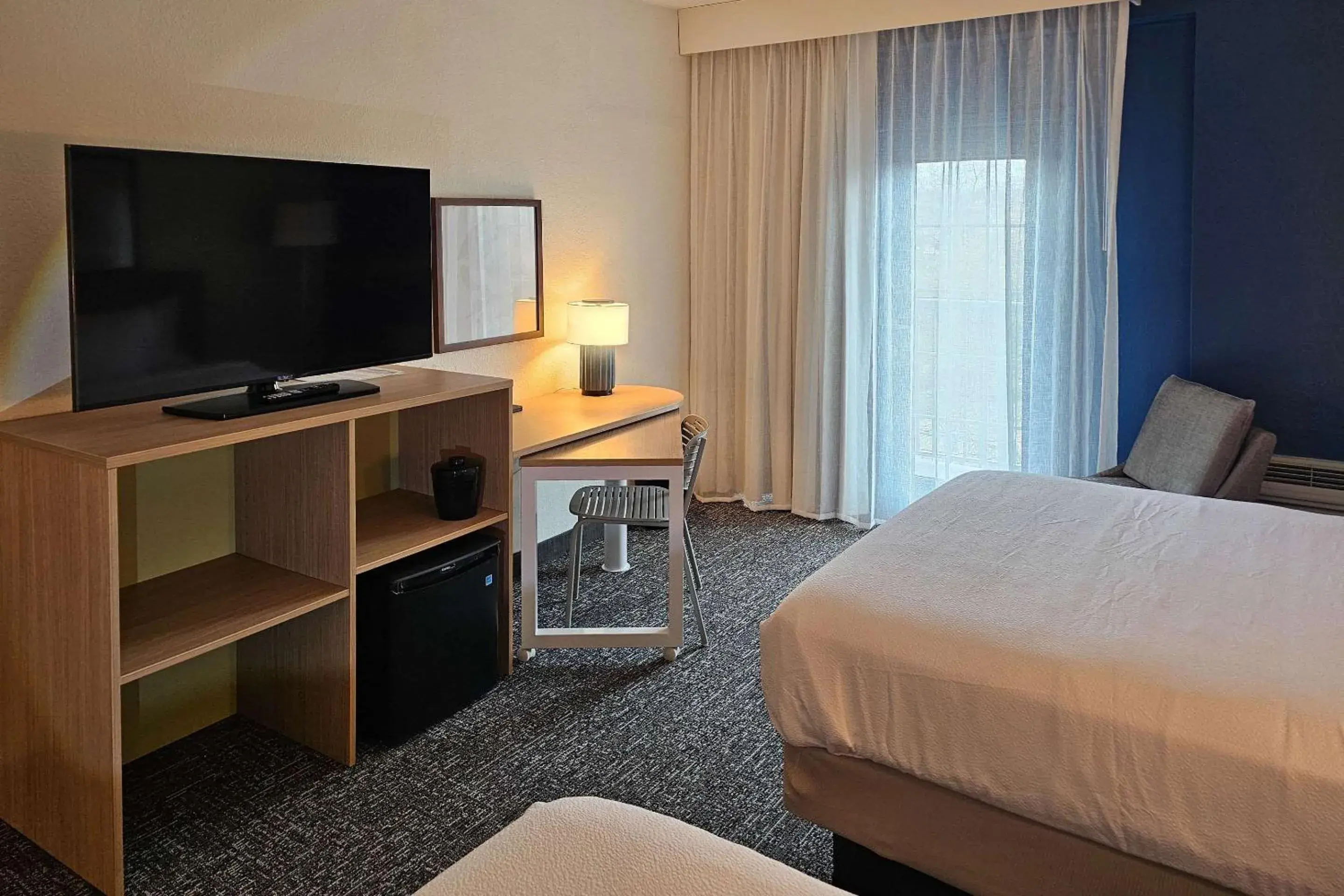 Bedroom, Bed in District 3 Hotel, Ascend Hotel Collection Bedroom, Bed in District 3 Hotel, Ascend Hotel Collection