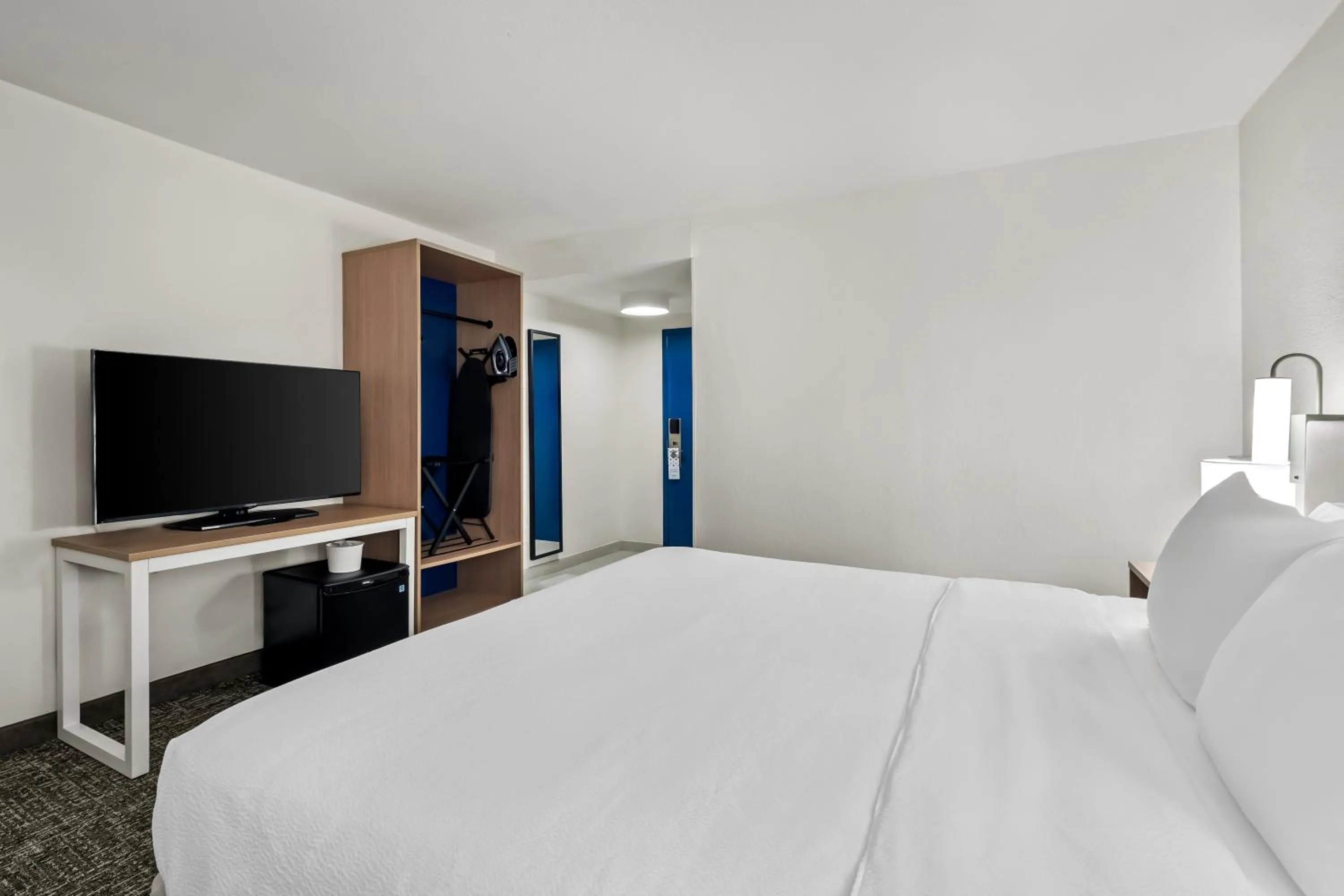 Bed in Spark by Hilton Chattanooga Downtown