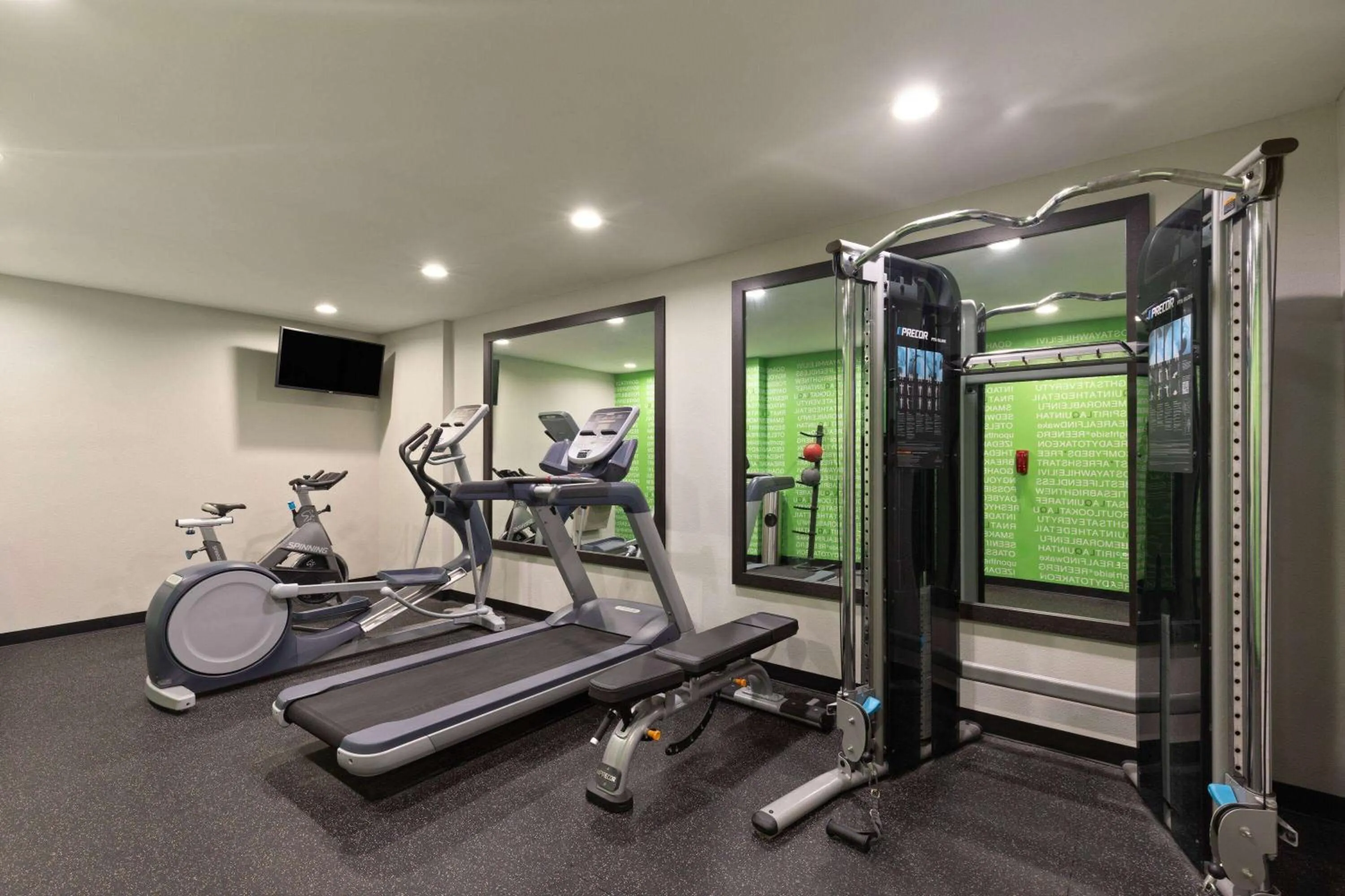 Fitness centre/facilities in La Quinta by Wyndham Snellville - Stone Mountain