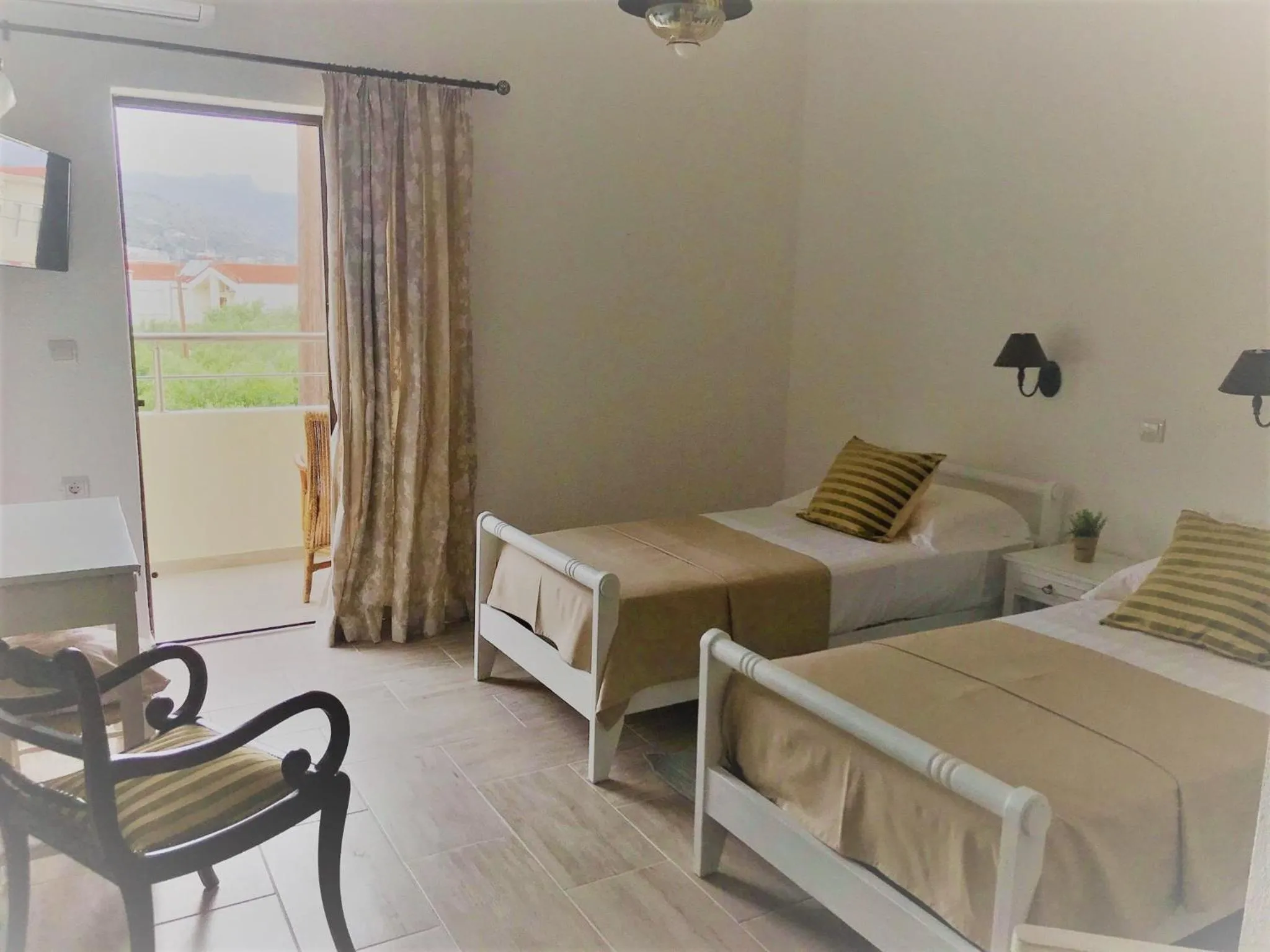 Studio with Balcony in Elounda George Studios