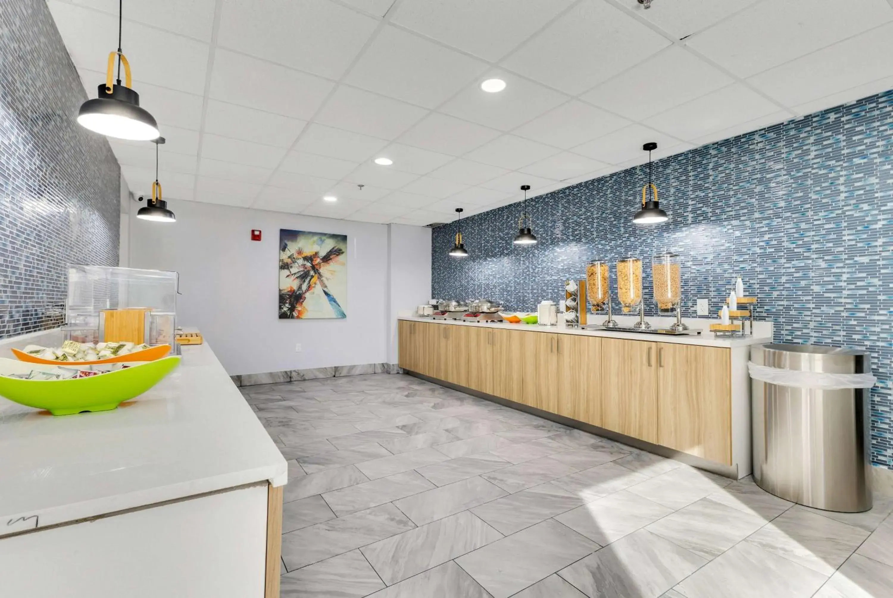 Restaurant/places to eat in La Quinta Inn & Suites by Wyndham Jacksonville Mandarin Restaurant/places to eat in La Quinta Inn & Suites by Wyndham Jacksonville Mandarin