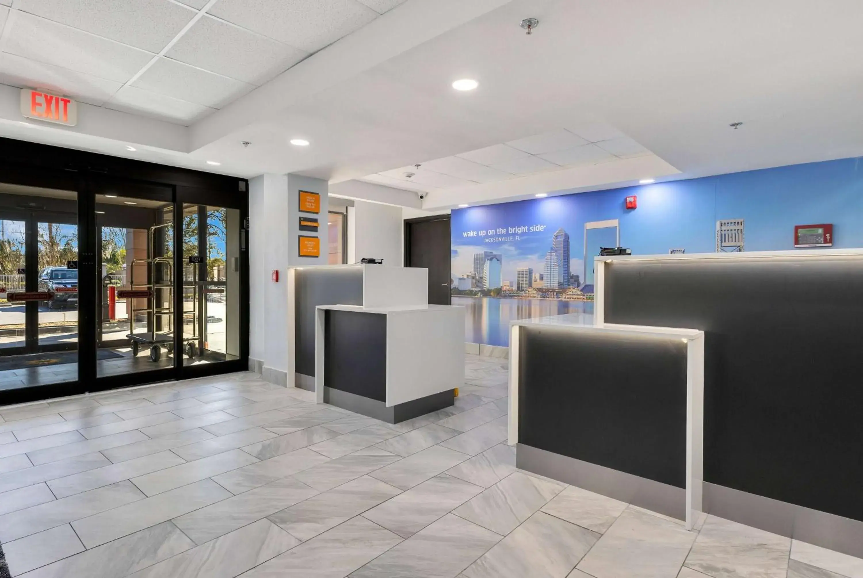 Lobby or reception in La Quinta Inn & Suites by Wyndham Jacksonville Mandarin Lobby or reception in La Quinta Inn & Suites by Wyndham Jacksonville Mandarin