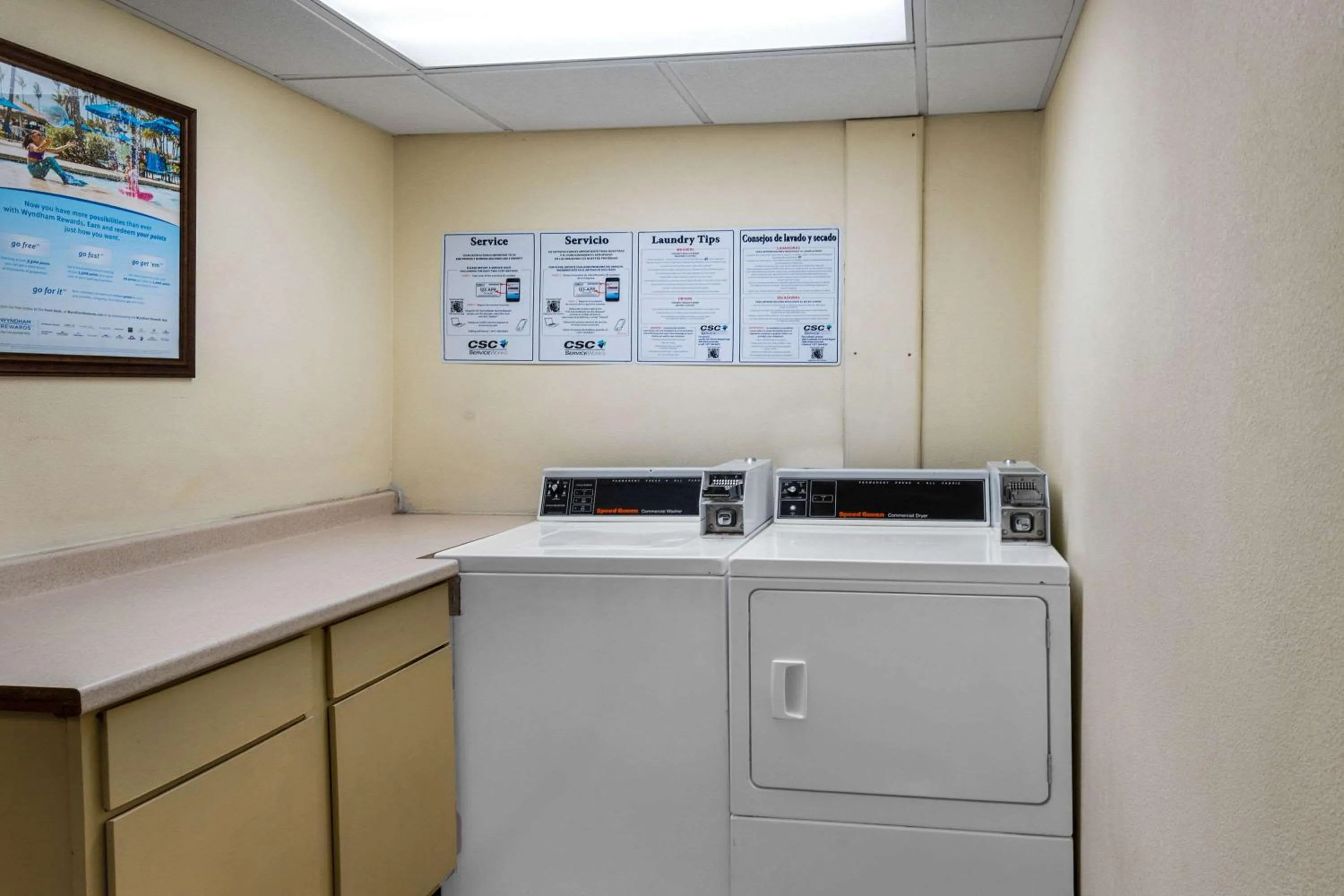 Property building in Baymont by Wyndham Meridian