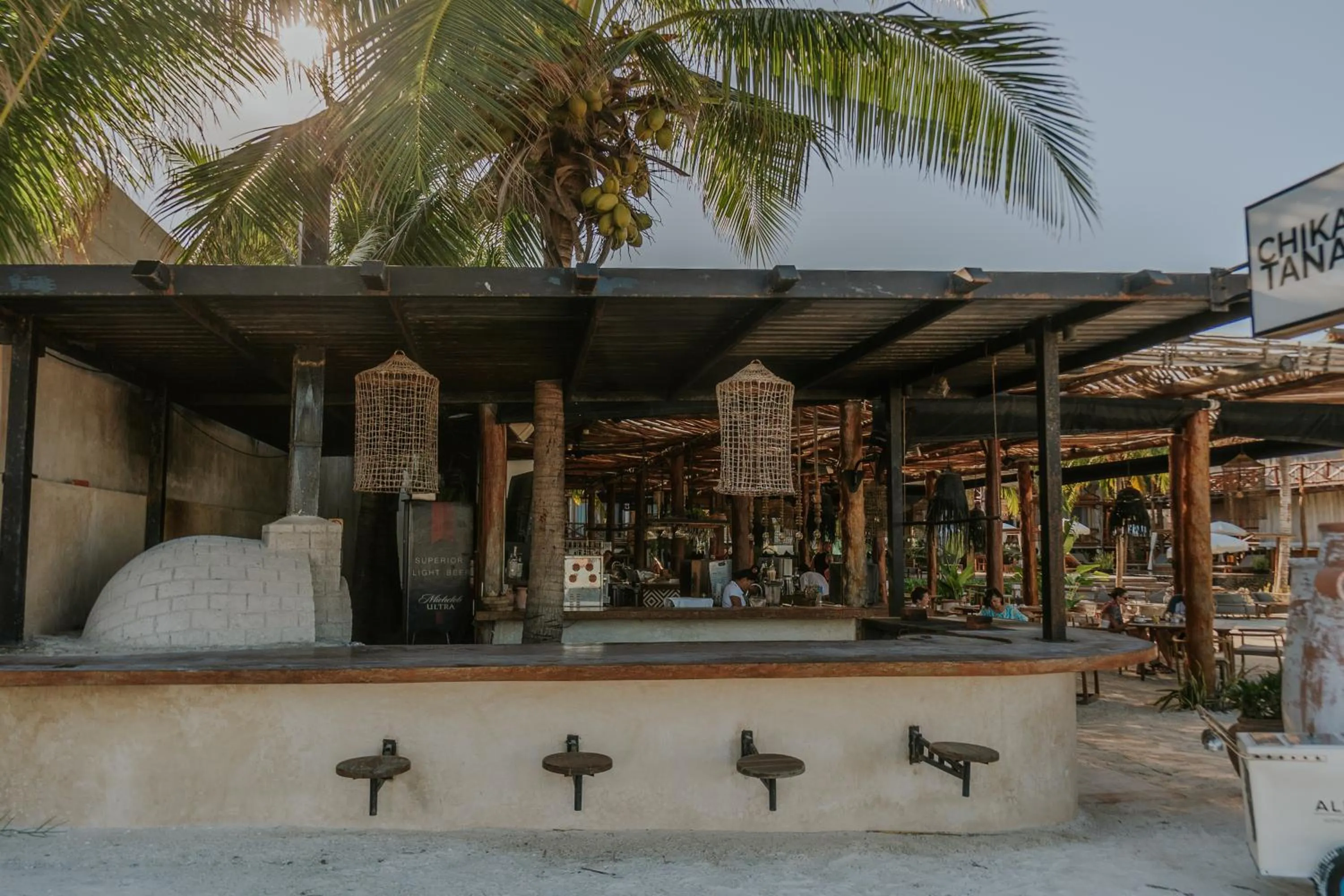 Restaurant/places to eat in Aldea Kuká, Luxury Eco Boutique Hotel