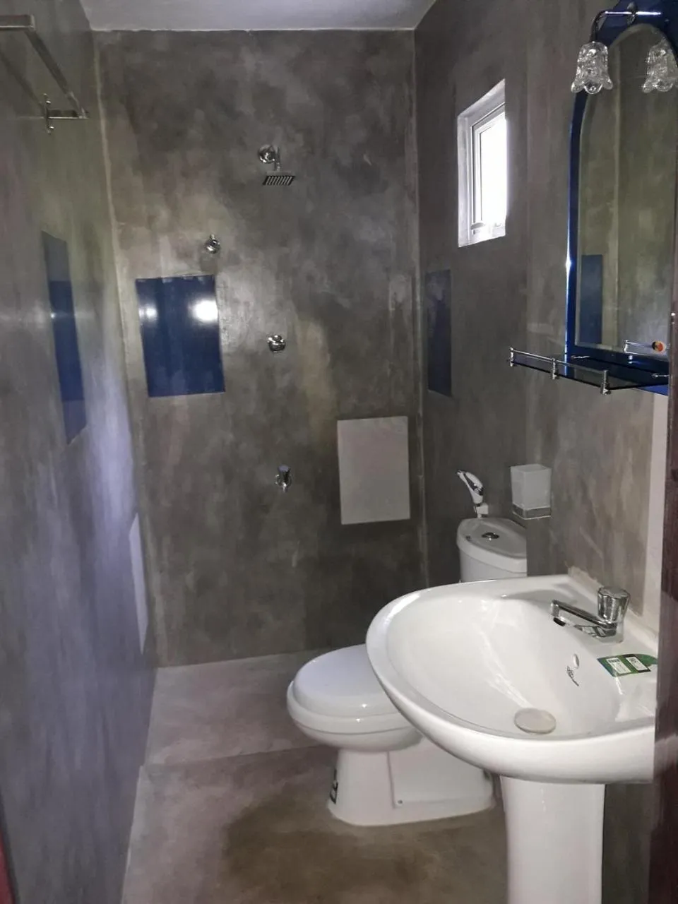 Bathroom in Wattle Inn