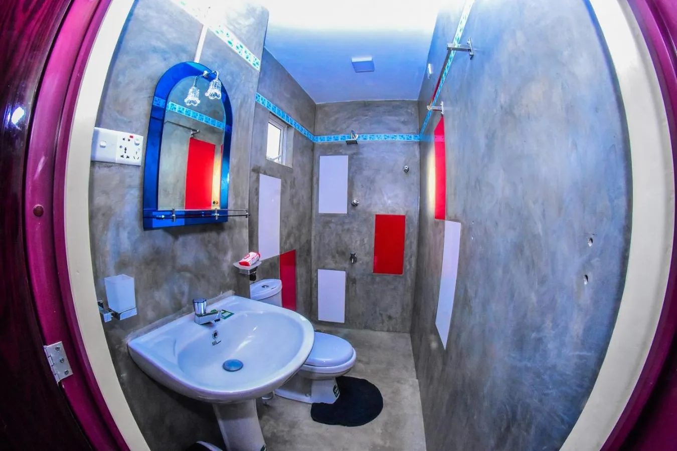 Bathroom in Wattle Inn