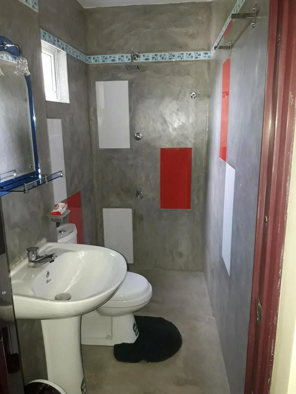 Bathroom in Wattle Inn