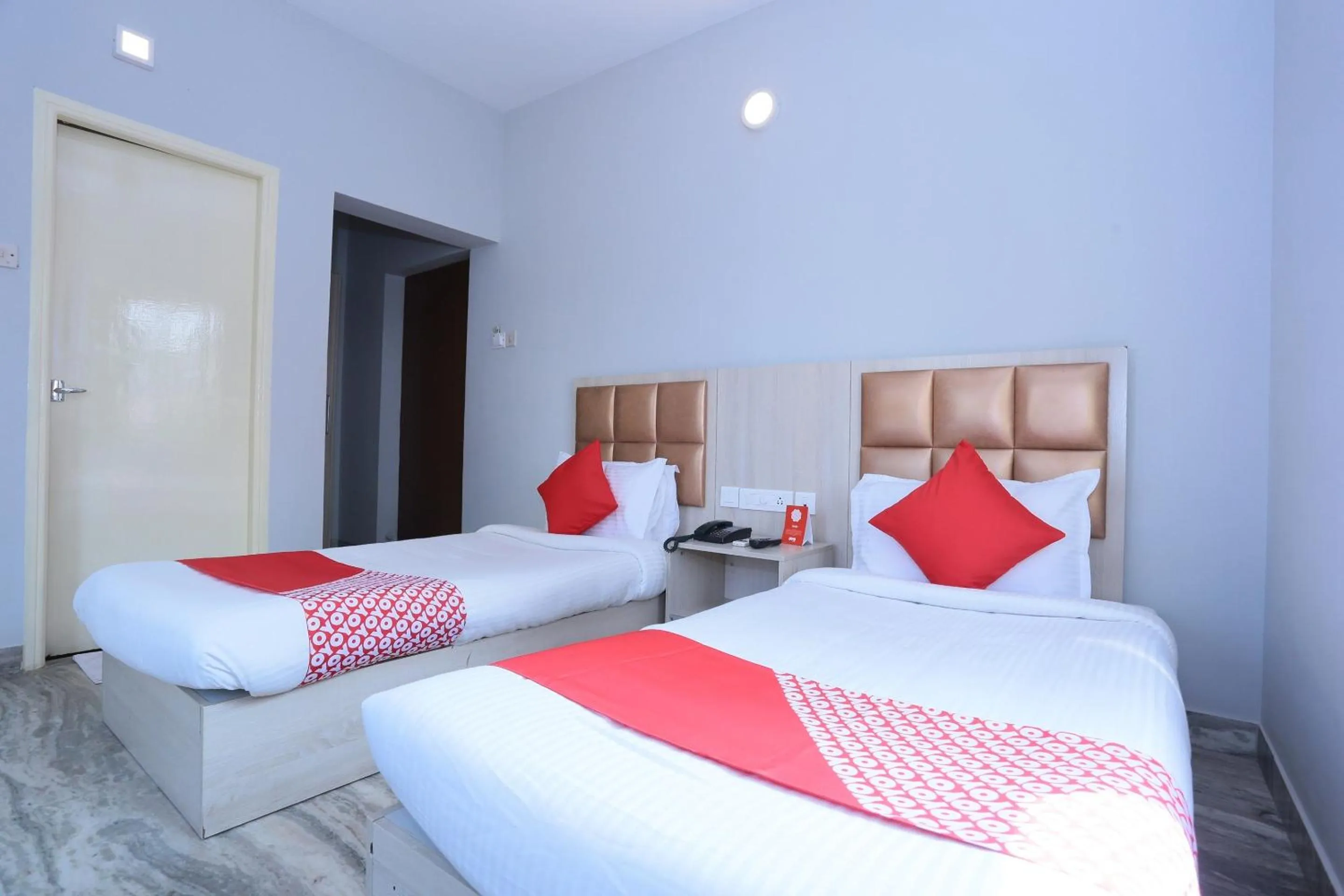 Bedroom, Bed in Super Townhouse Prince Palace