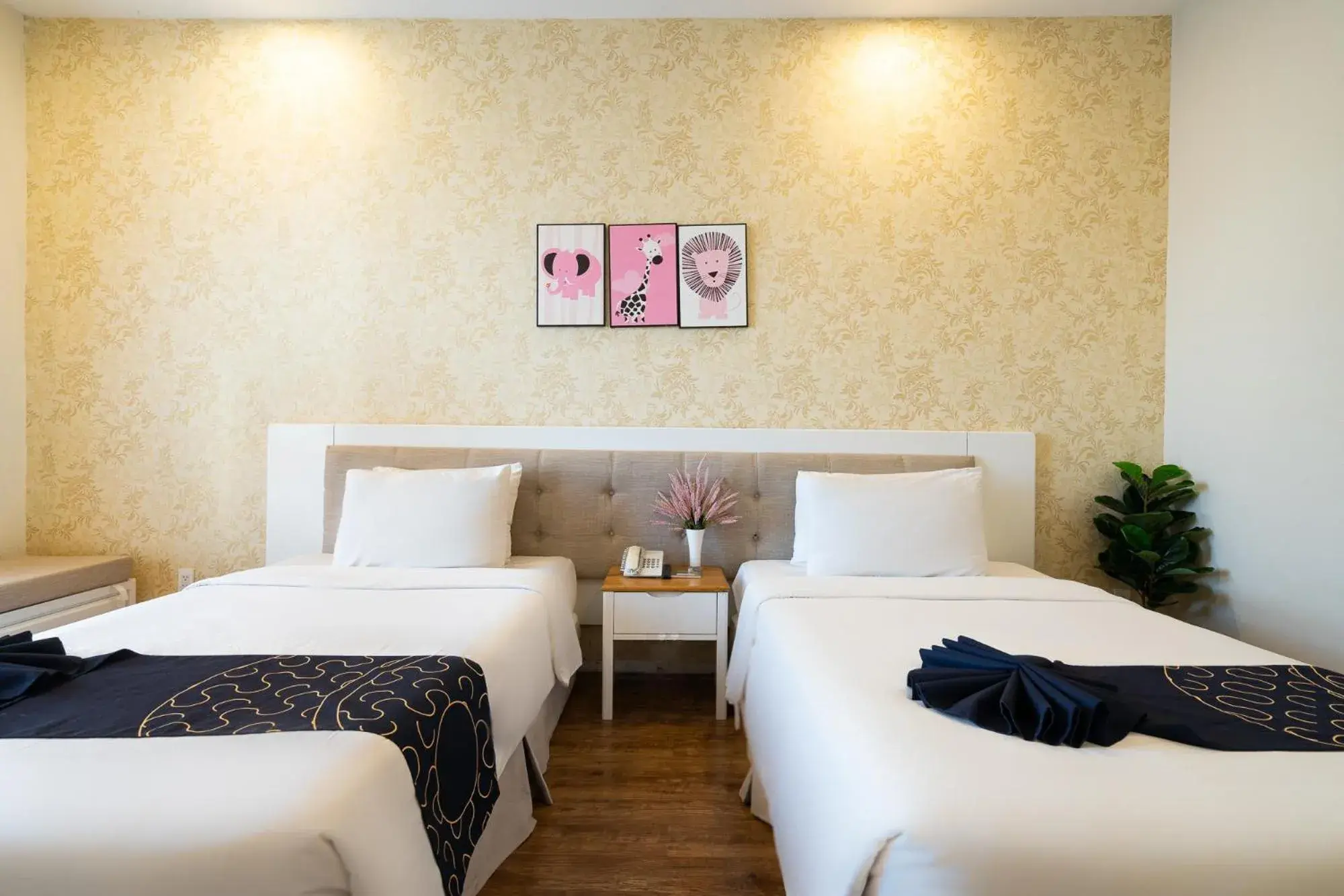 Superior Twin Room in Saigon's Book Da Lat Hotel Superior Twin Room in Saigon's Book Da Lat Hotel