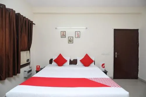 Bedroom, Bed in Super Hotel O Celebration Bnb Home