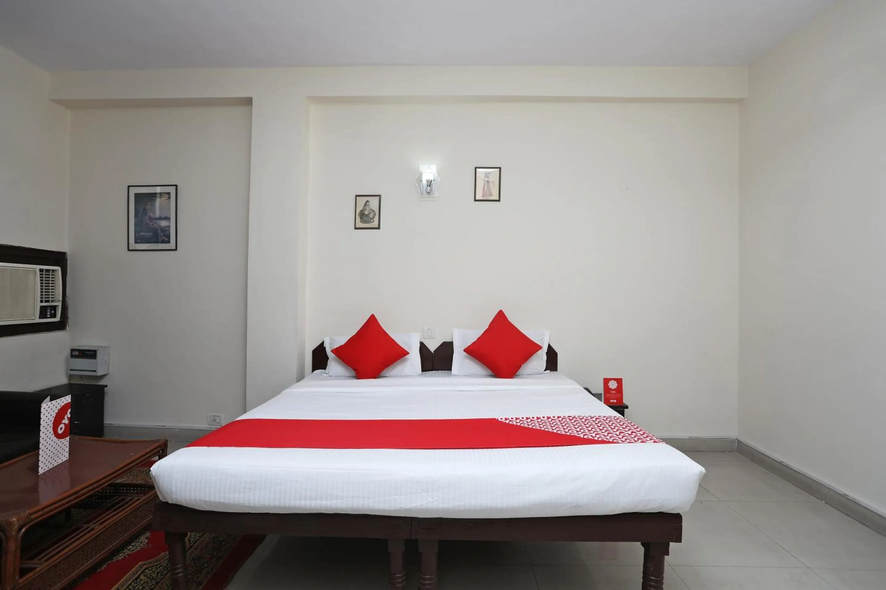 Bedroom, Bed in Super Hotel O Celebration Bnb Home