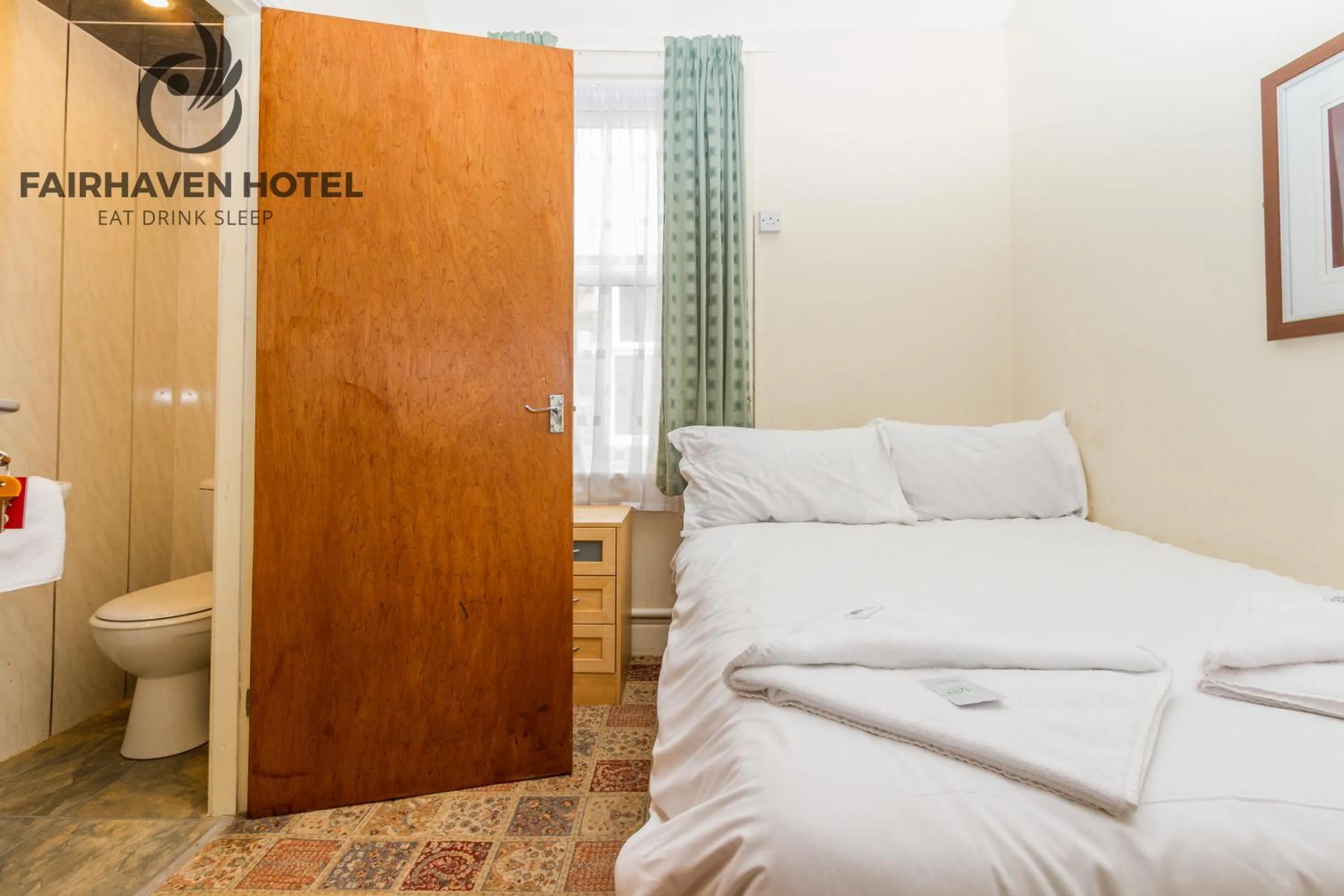 Bed in Fairhaven Hotel