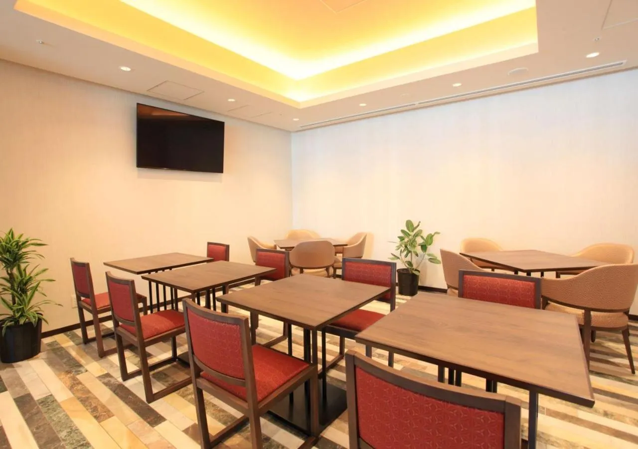 Communal lounge/ TV room in Urban Hotel Kyoto Gojo Premium