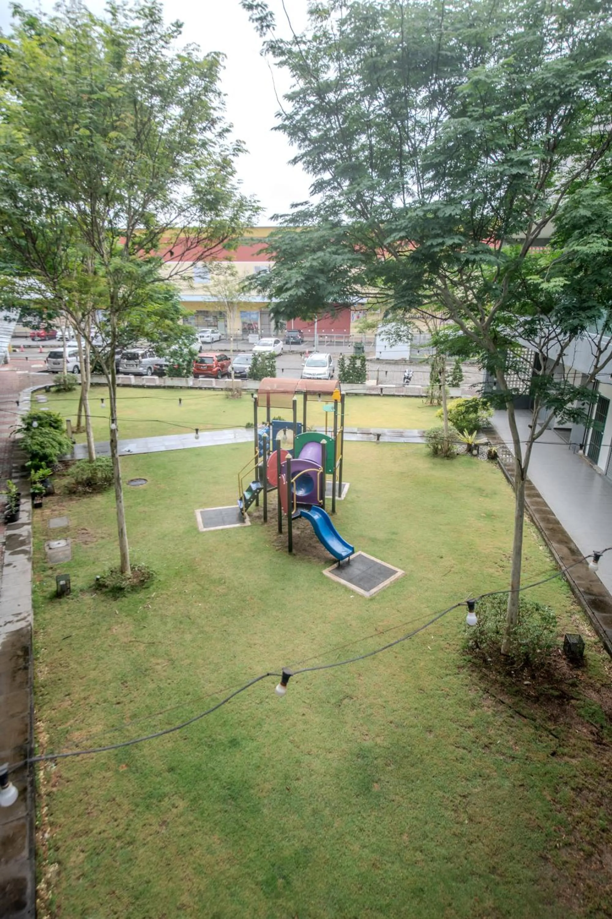 Day in O&G Hotel Parit Buntar