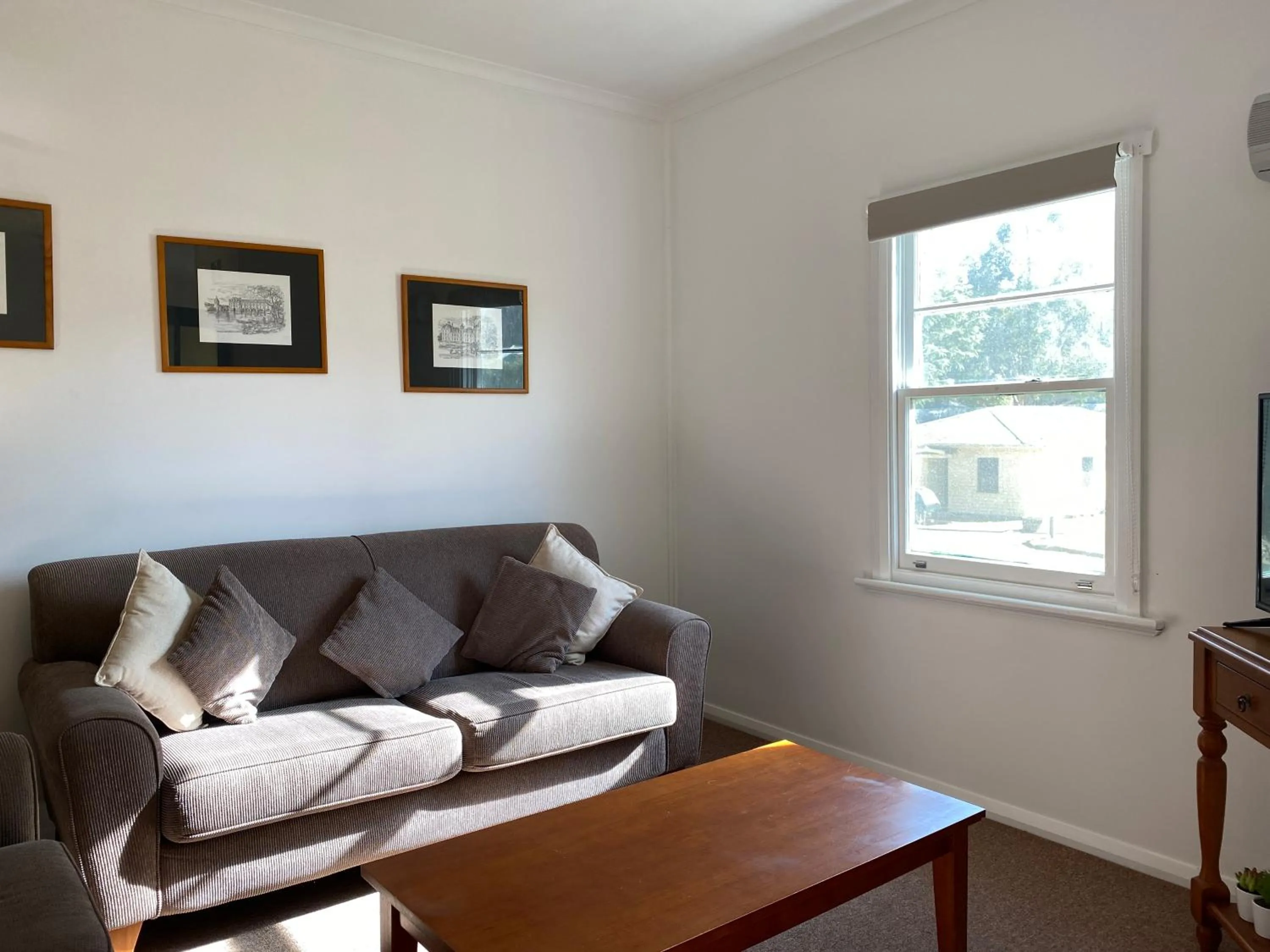 Giants Table and Cottages