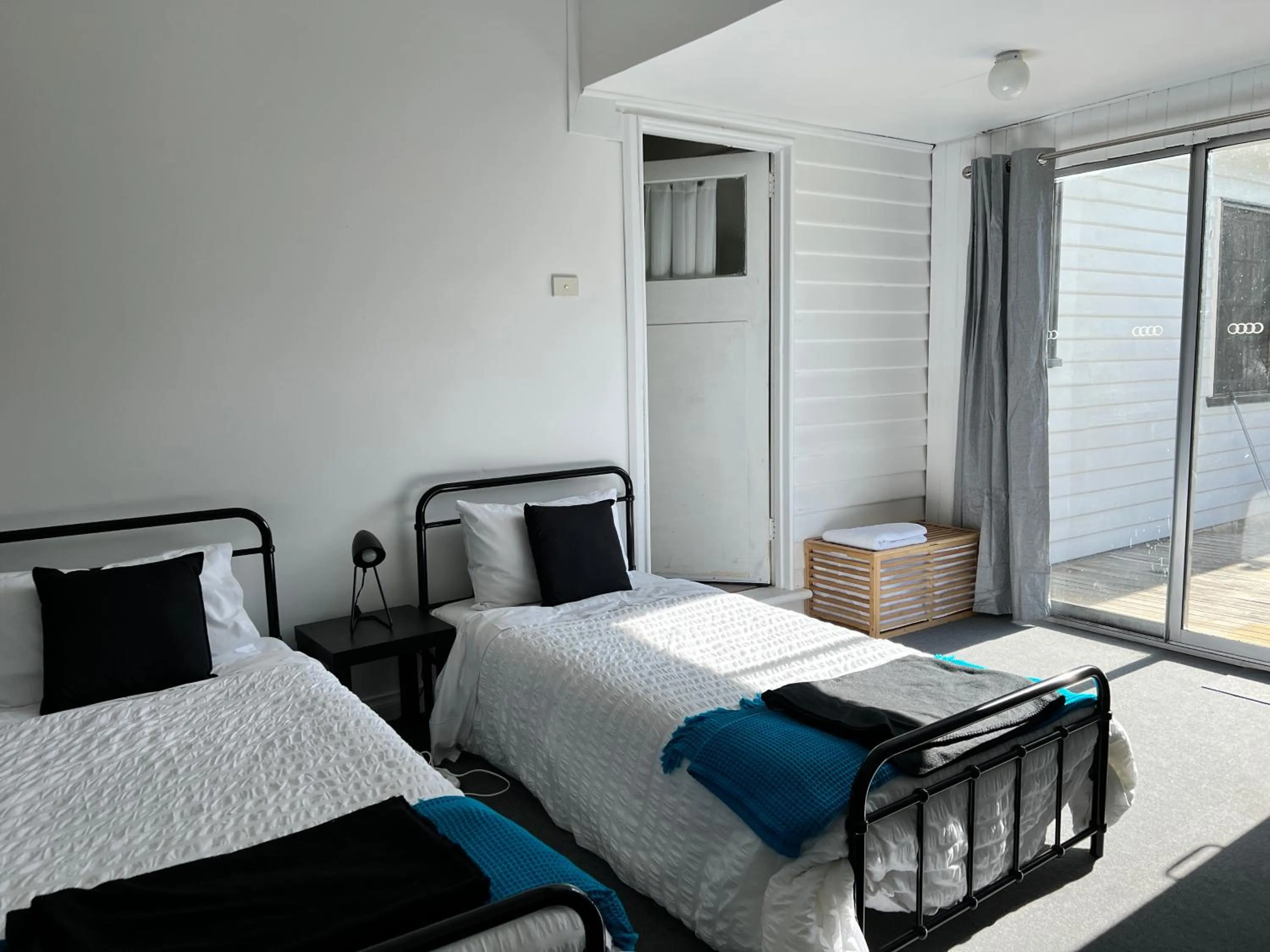 Bed in Giants Table and Cottages