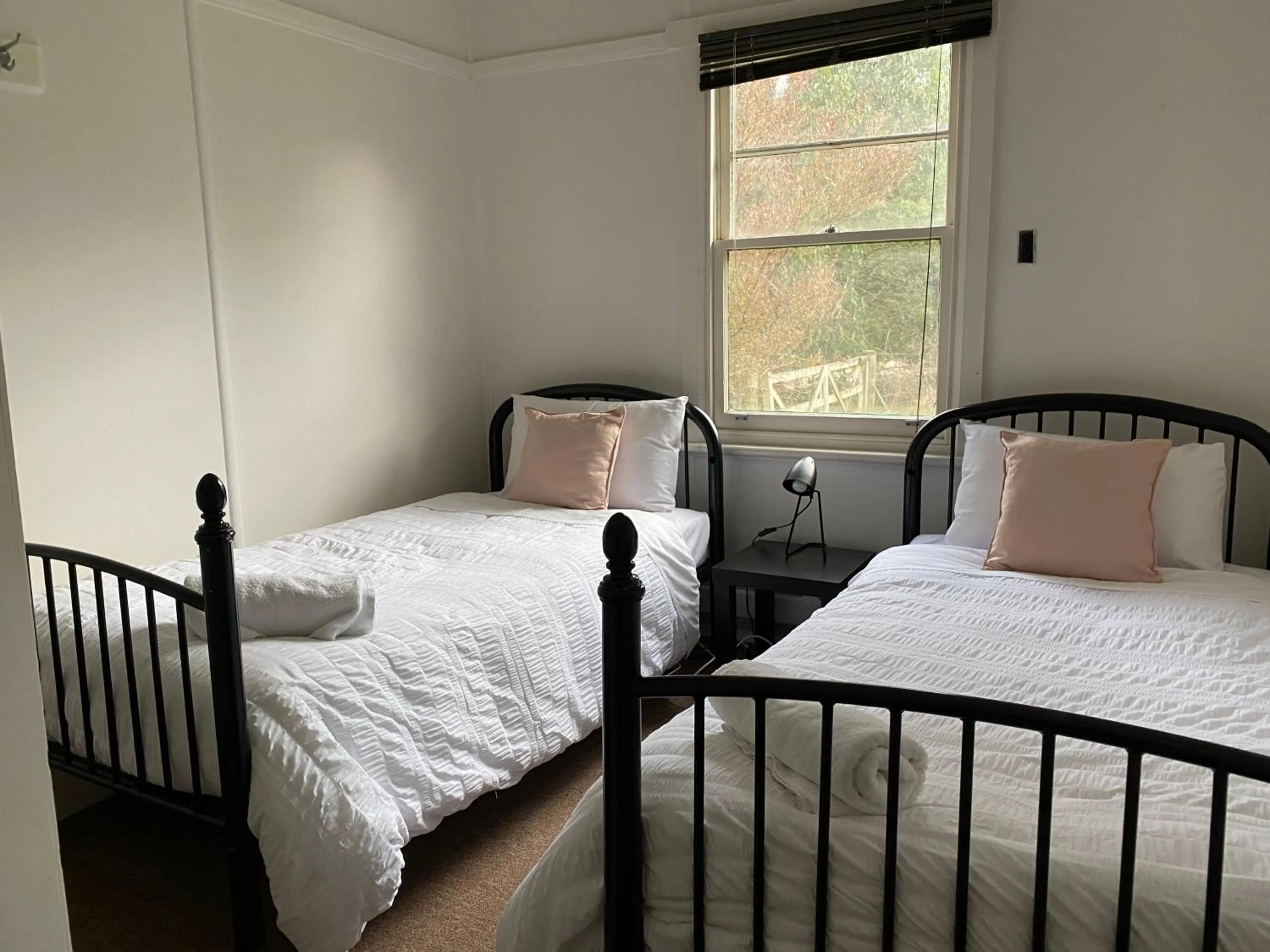 Bed in Giants Table and Cottages