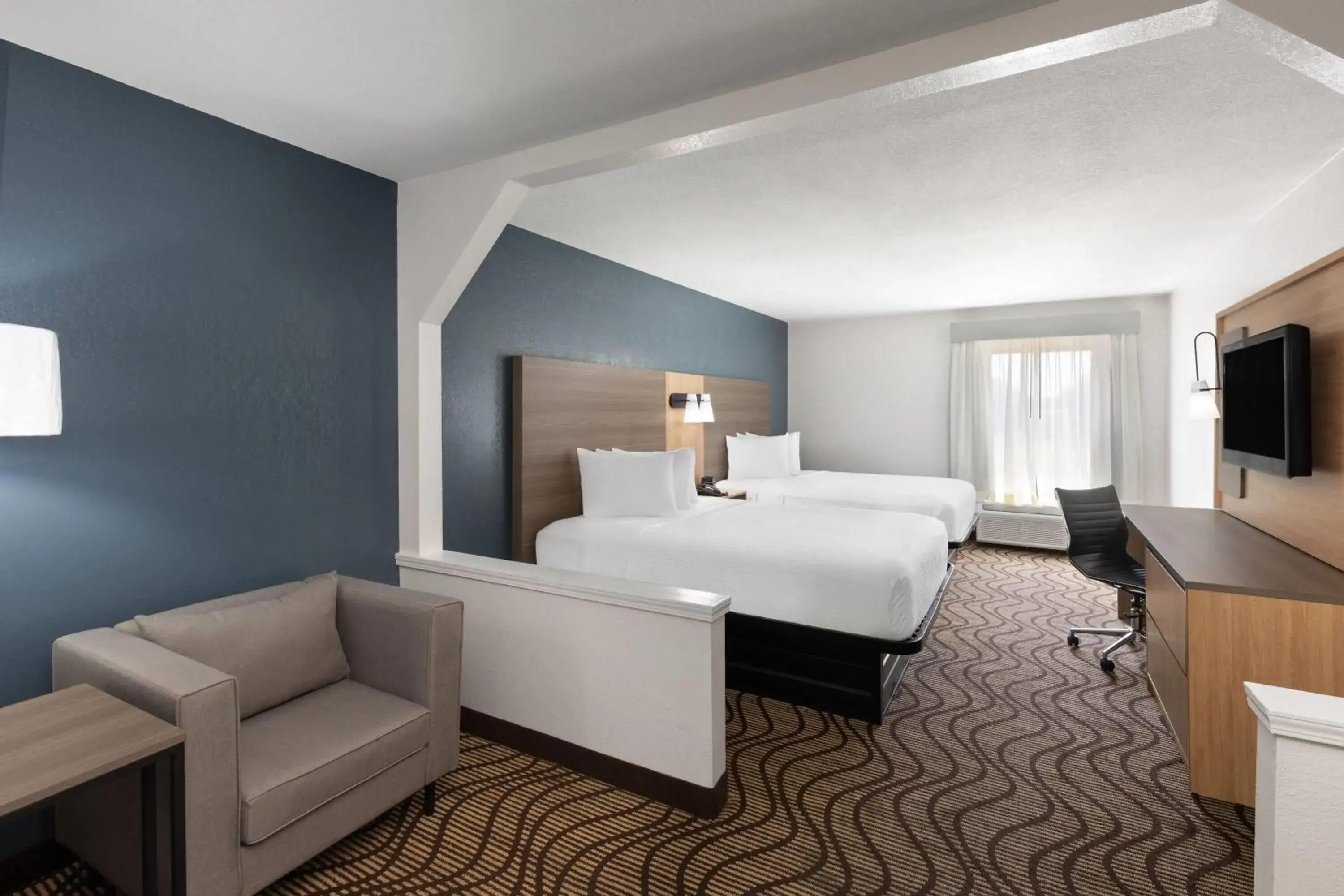 Queen Room with Two Queen Beds - Non-Smoking in Baymont by Wyndham Moss Point Queen Room with Two Queen Beds - Non-Smoking in Baymont by Wyndham Moss Point