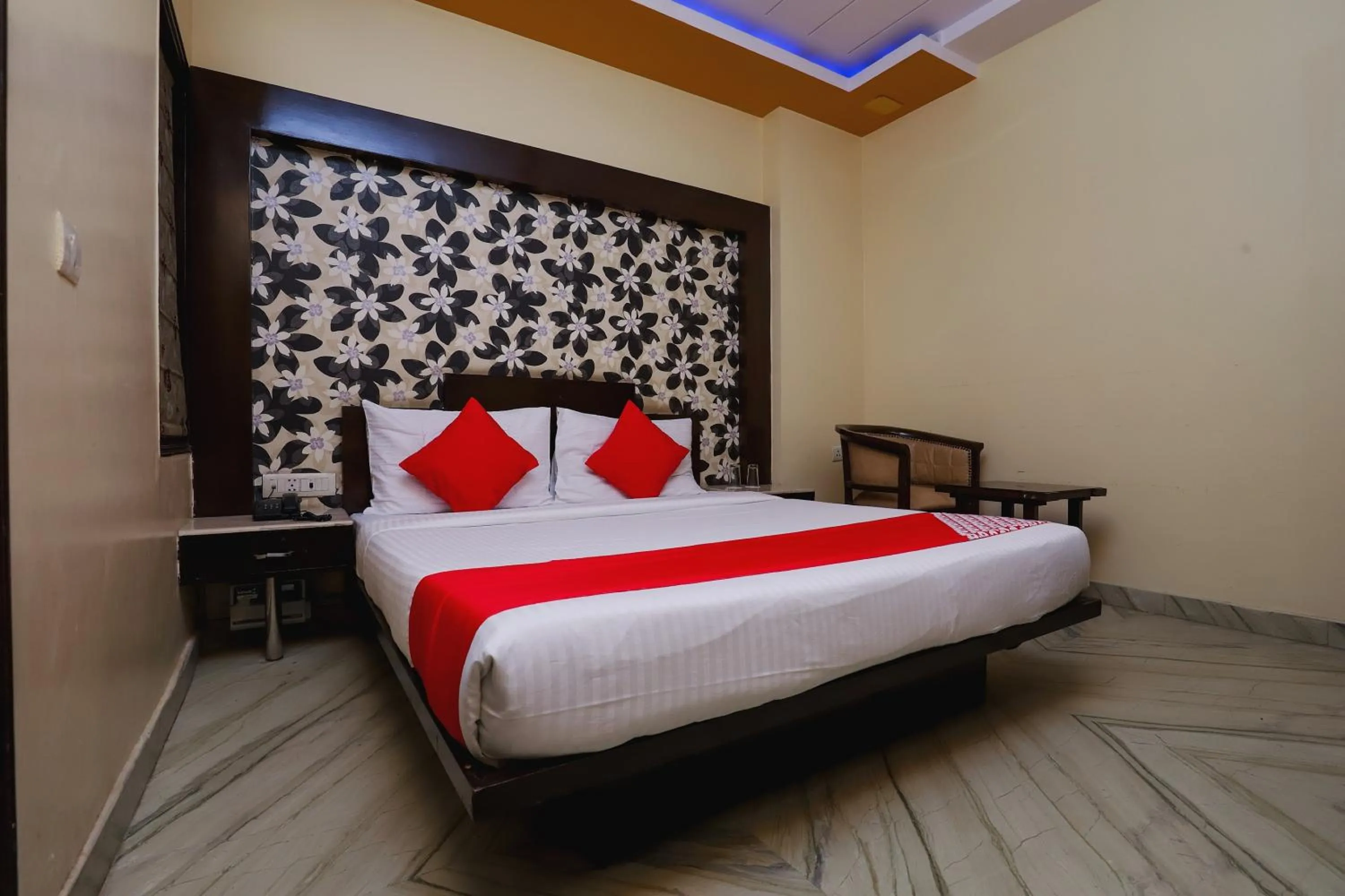 Bedroom, Bed in Super Hotel O J P Inn Near Patel Nagar Metro Station