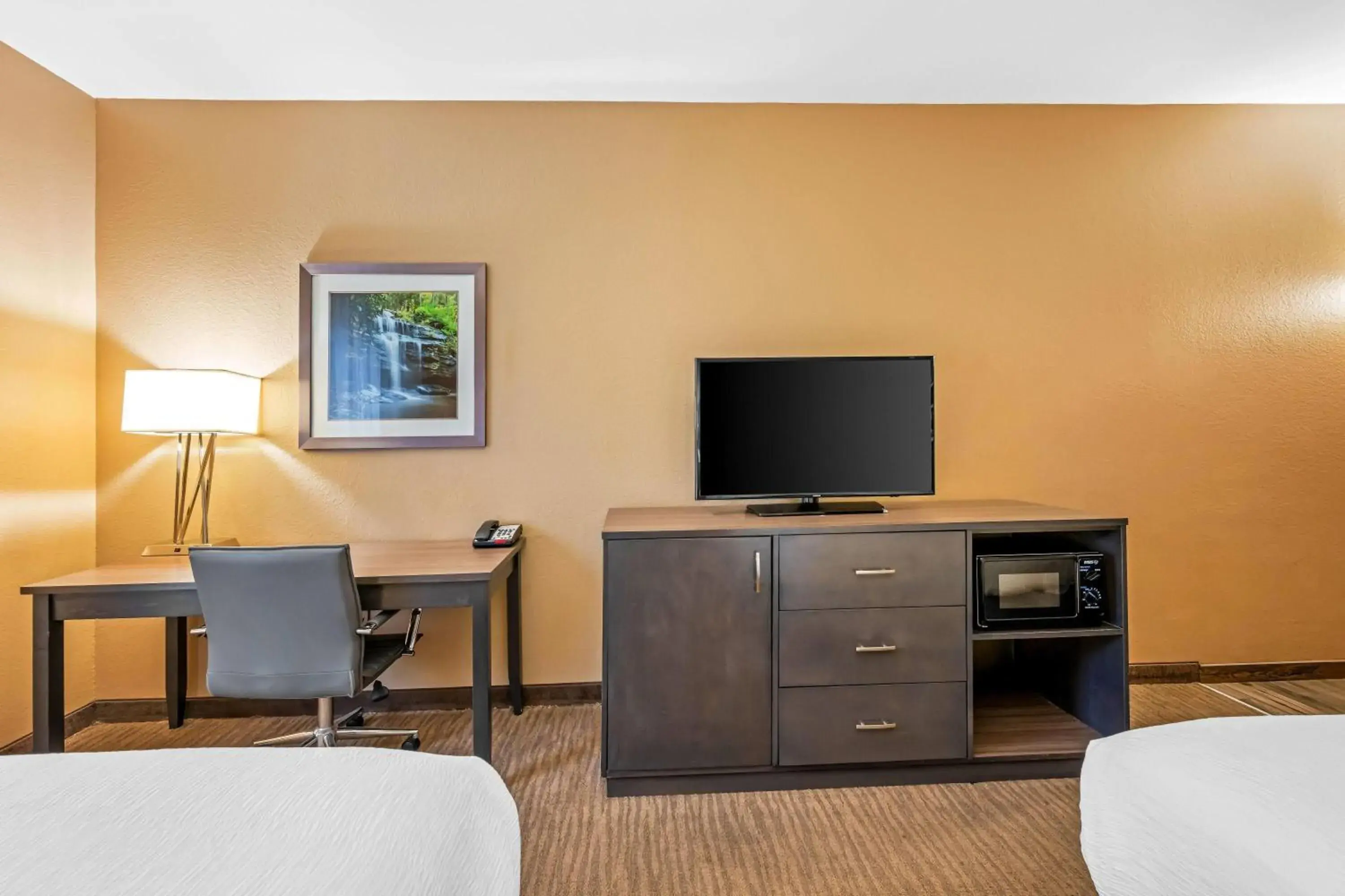 Bed in La Quinta by Wyndham Boone Bed in La Quinta by Wyndham Boone