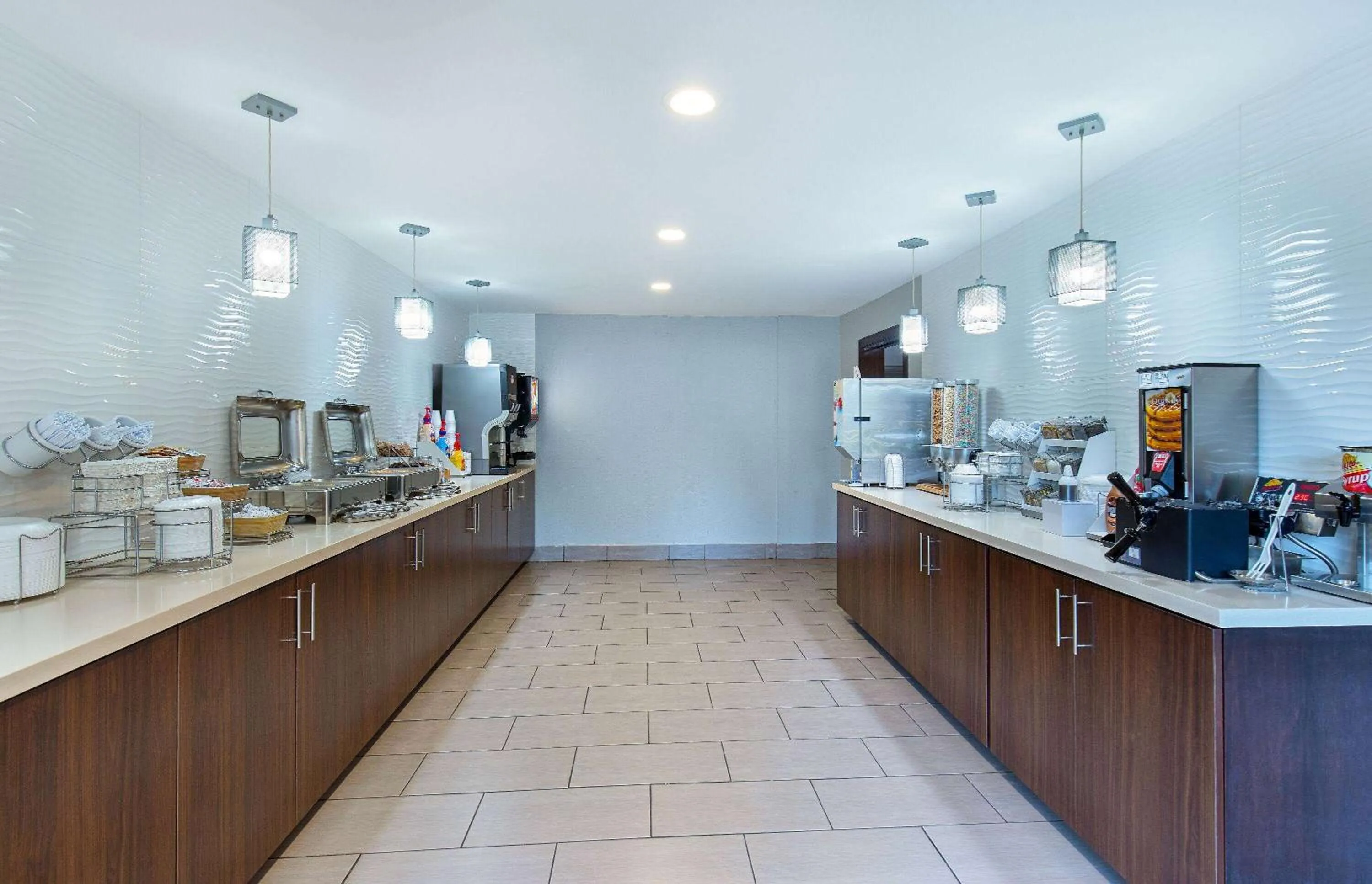 Breakfast in La Quinta Inn by Wyndham Pigeon Forge-Dollywood