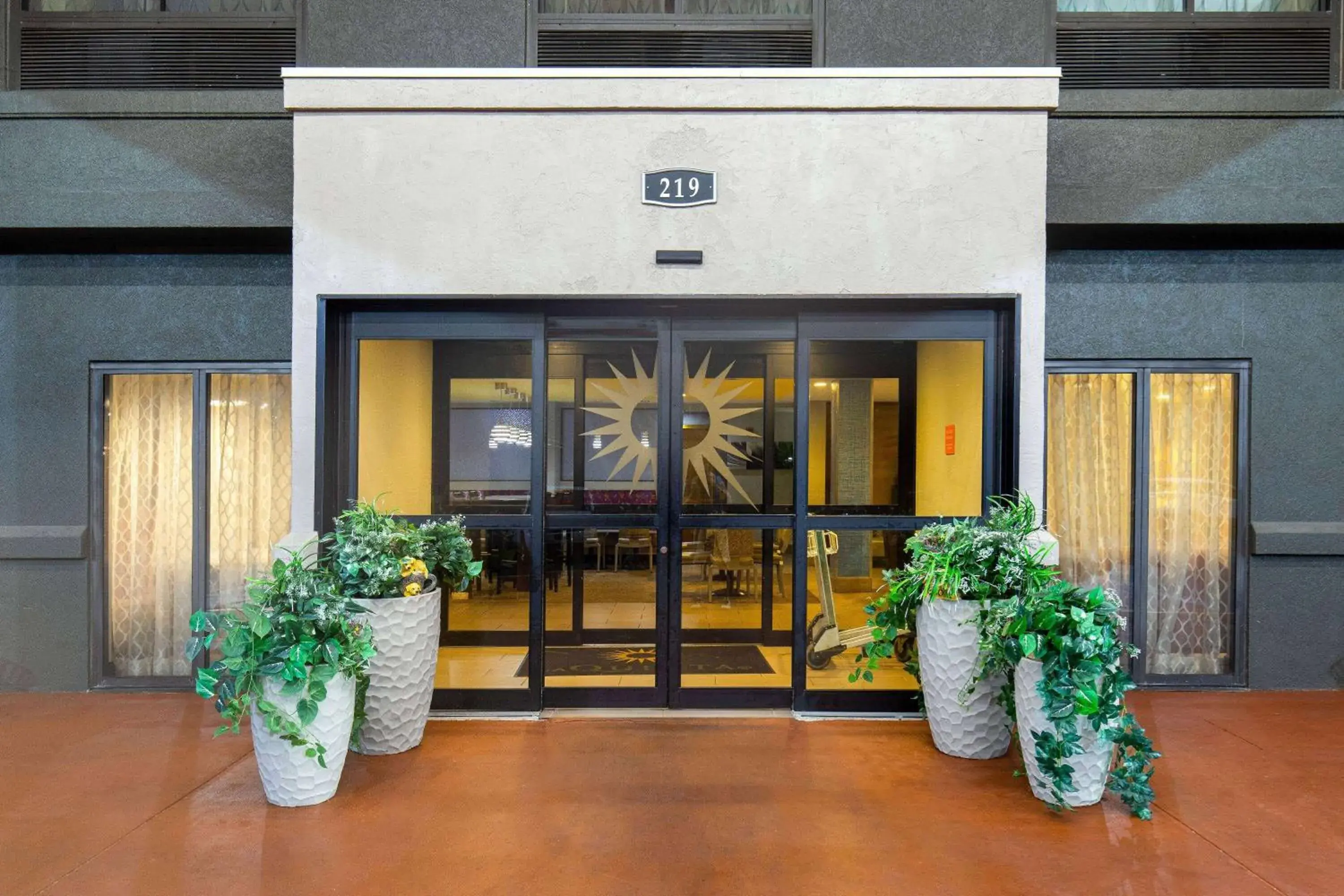 Property building in La Quinta Inn by Wyndham Pigeon Forge-Dollywood Property building in La Quinta Inn by Wyndham Pigeon Forge-Dollywood