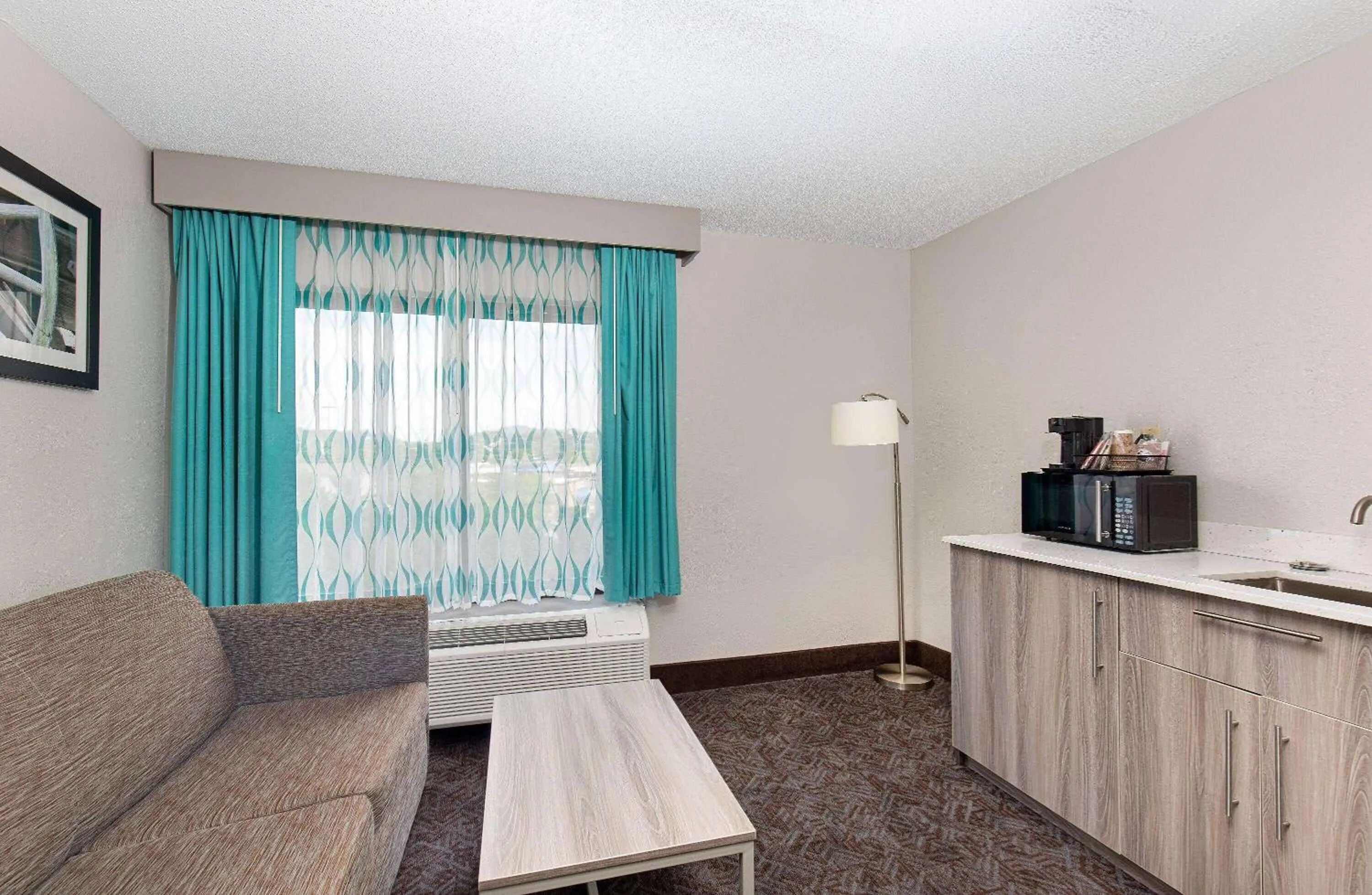 Photo of the whole room in La Quinta Inn by Wyndham Pigeon Forge-Dollywood
