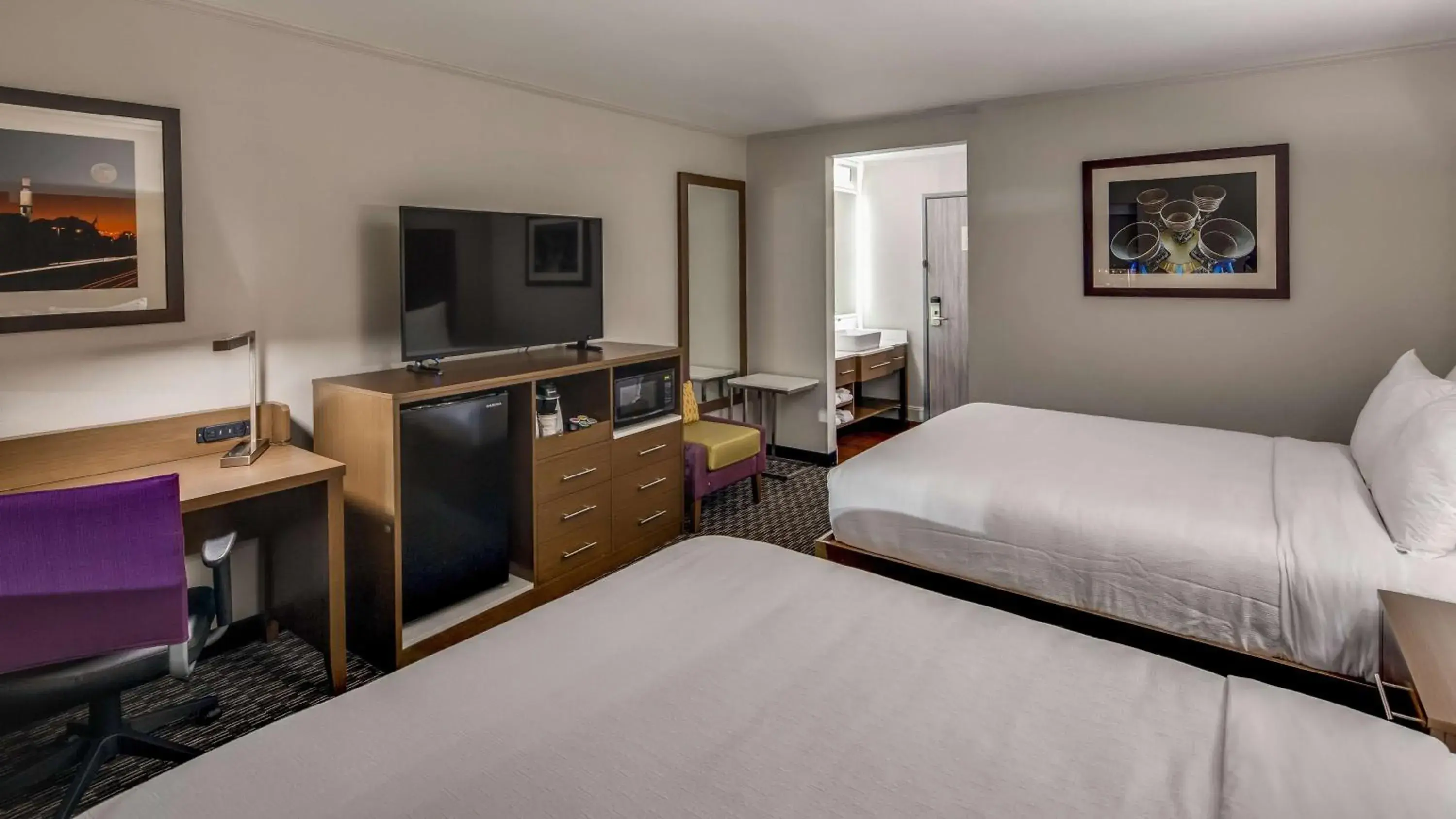 Bed in Best Western Huntsville Bed in Best Western Huntsville