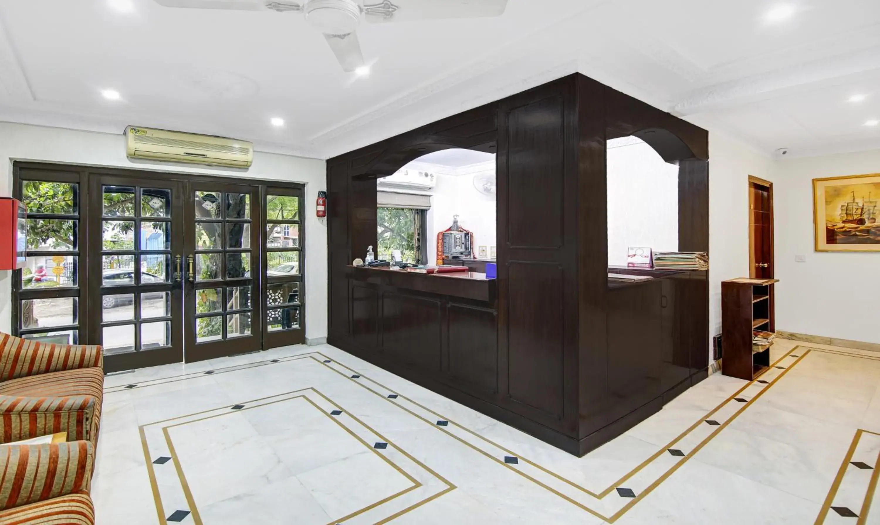 Lobby or reception in Itsy Hotels Arien International Lobby or reception in Itsy Hotels Arien International