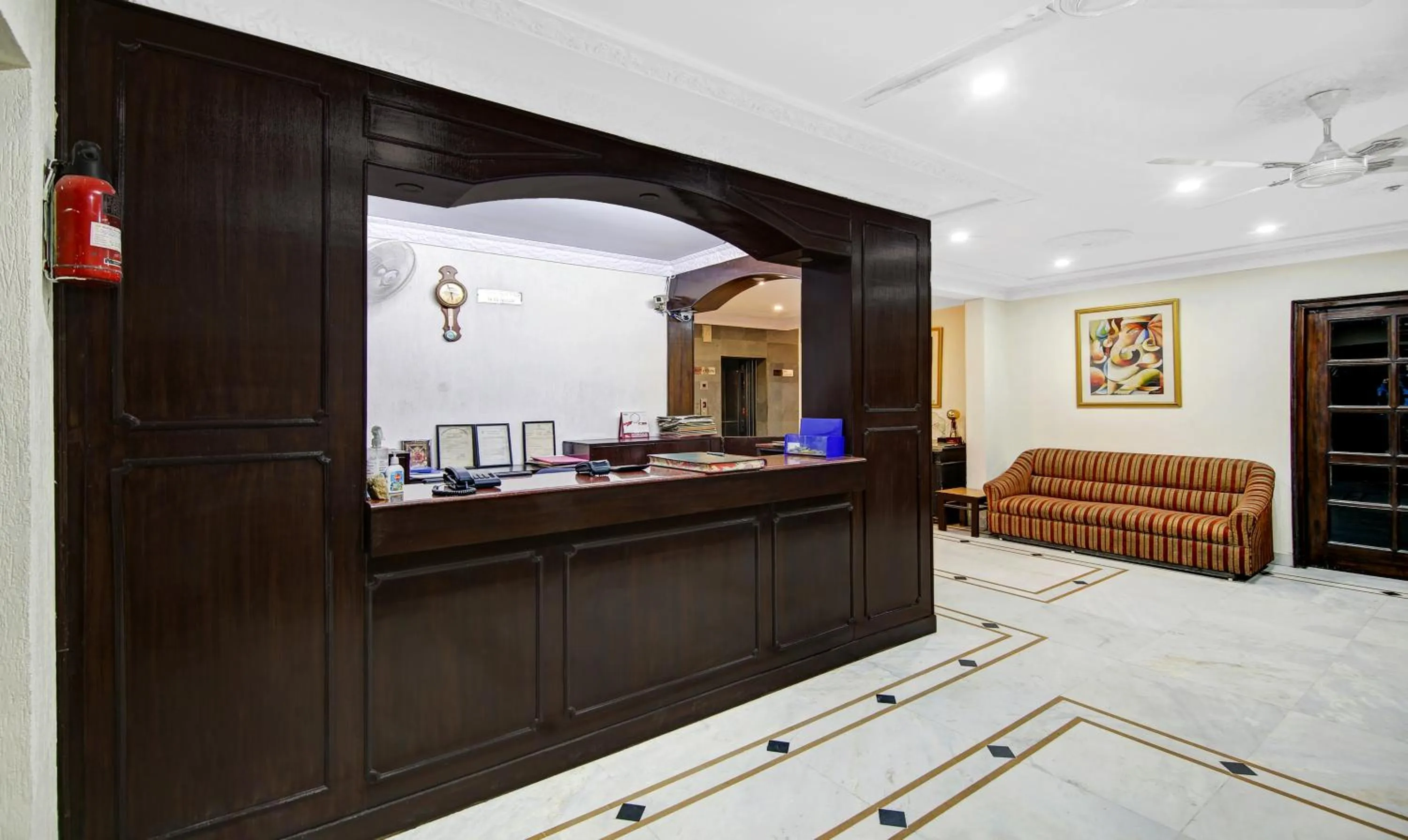 Lobby or reception in Itsy Hotels Arien International