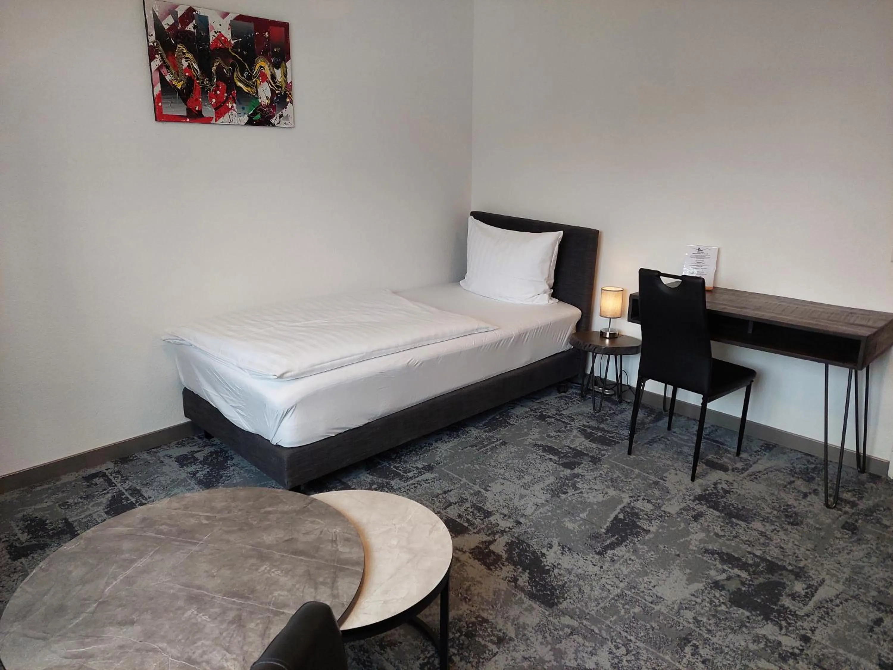 Bed in Hotel Stadt Gernsbach