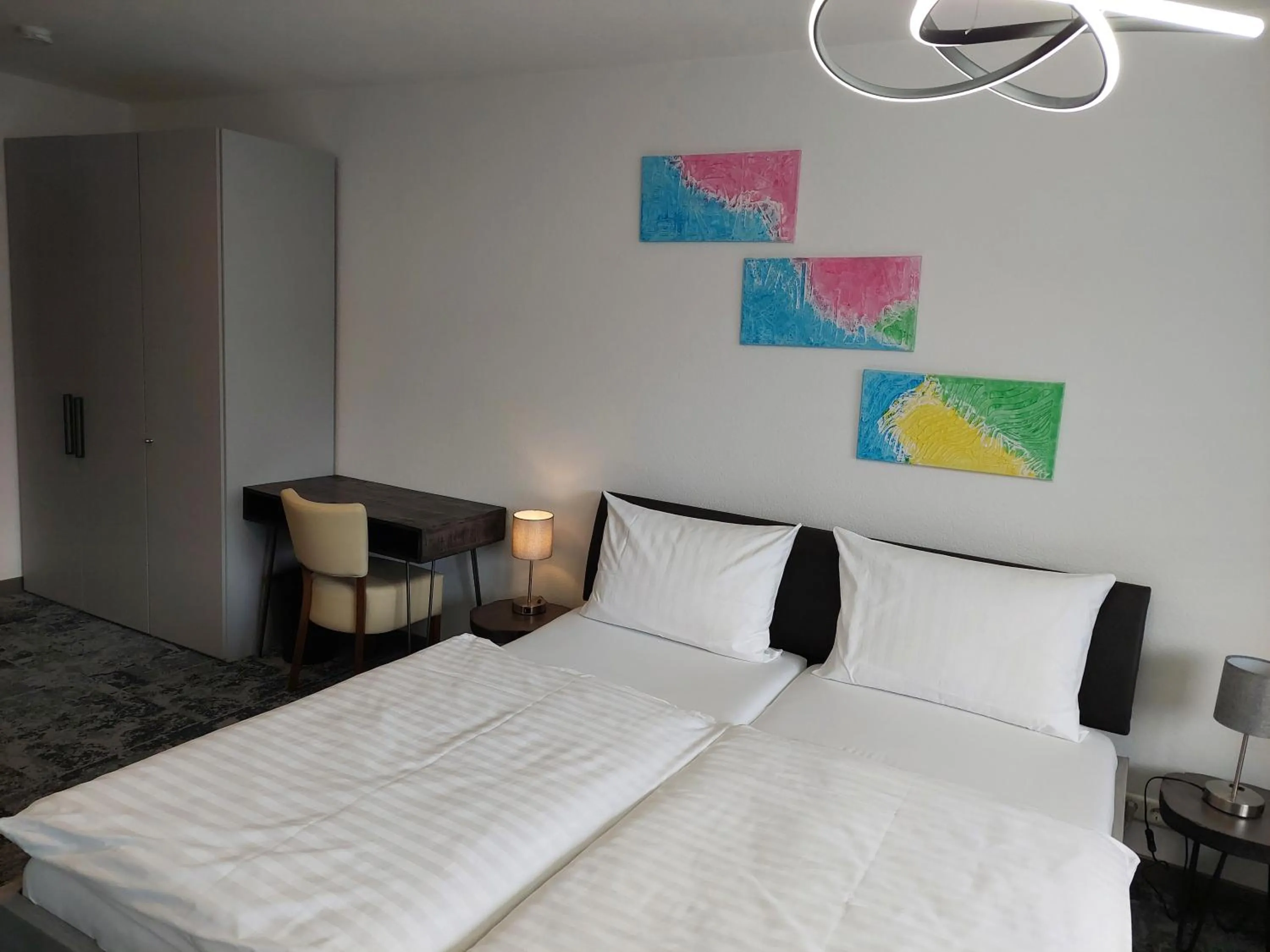 Bed in Hotel Stadt Gernsbach