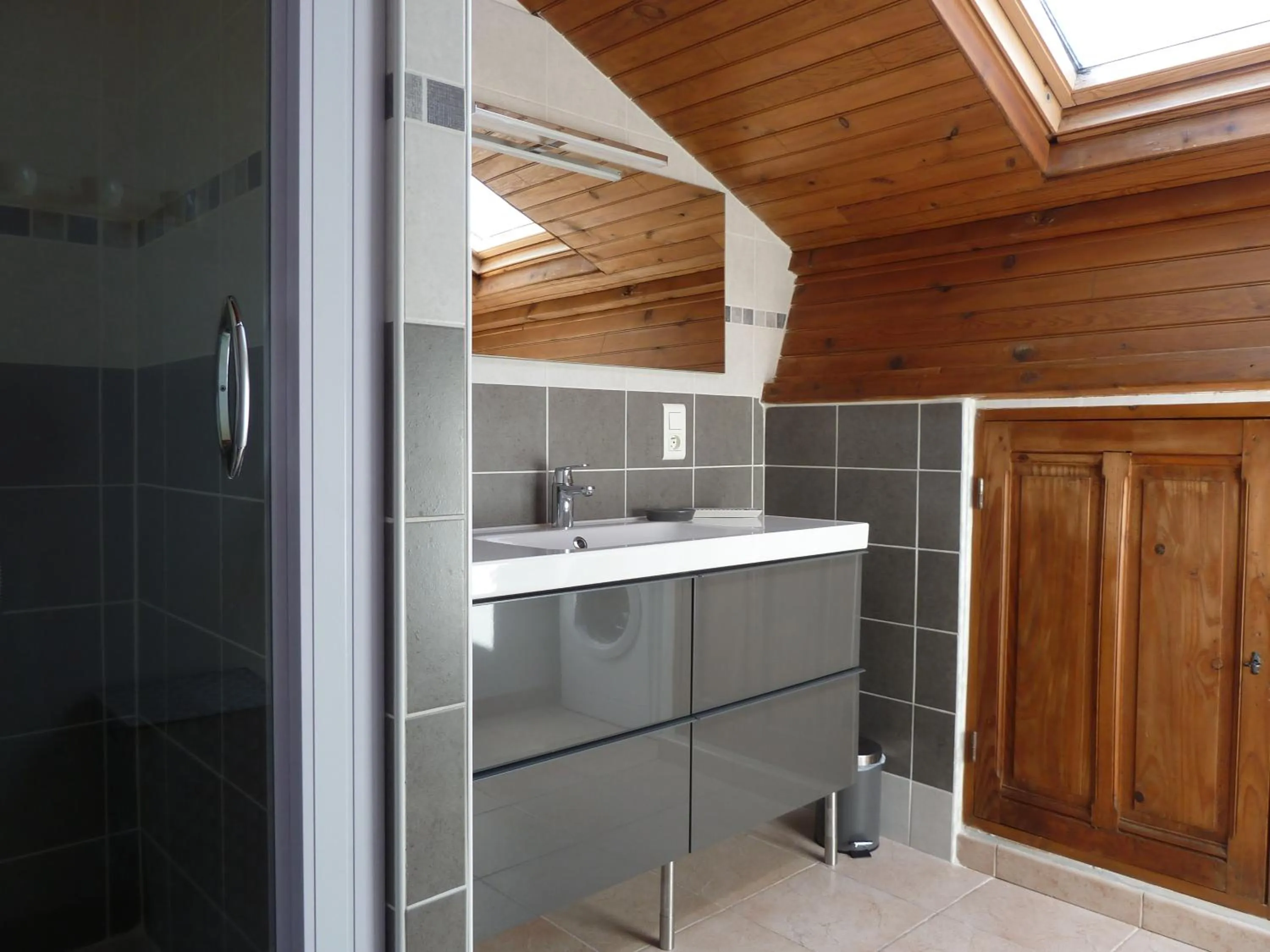 Bathroom in Les Cigales