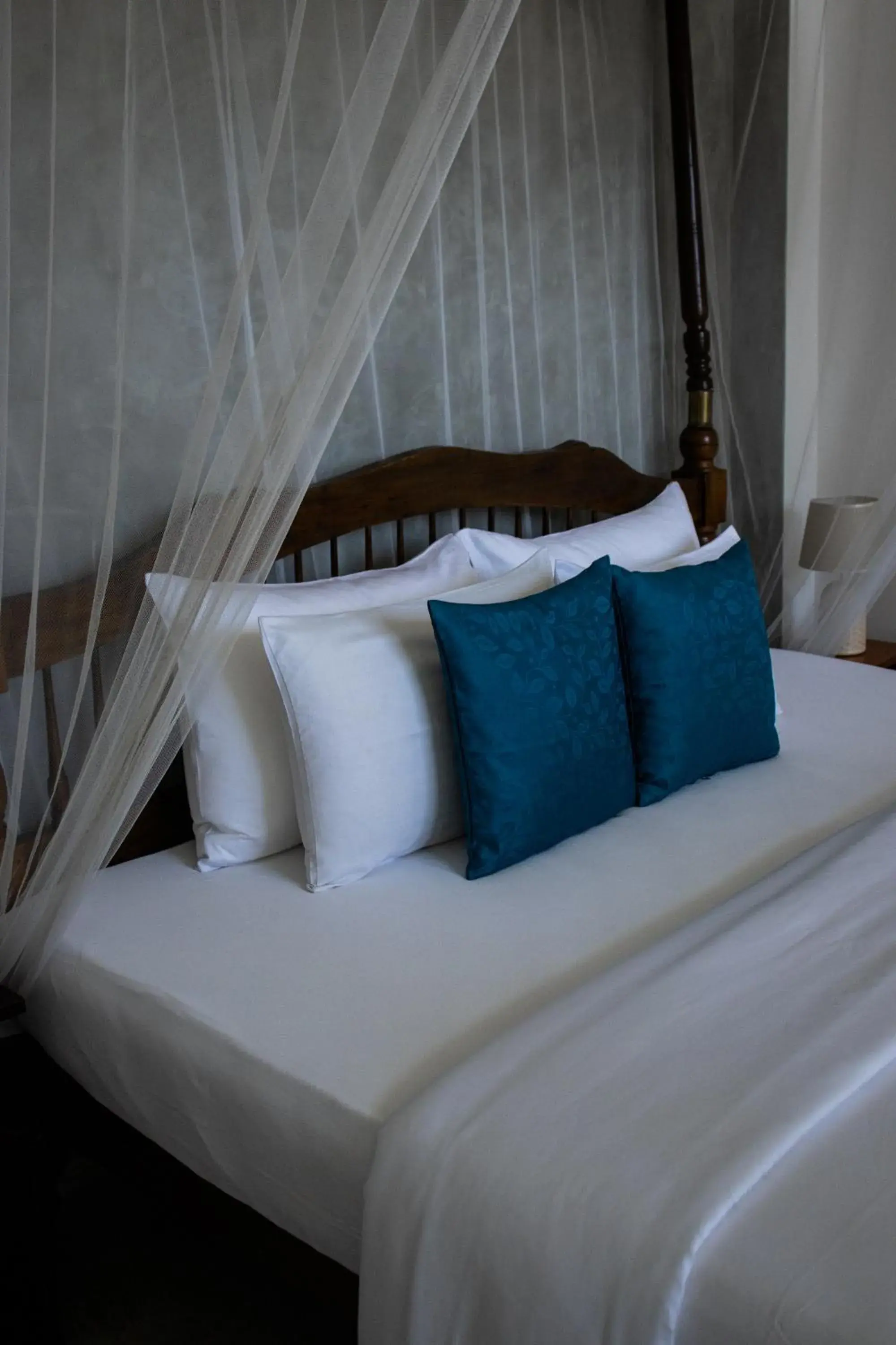 Bed in Casa Samaya Weligama - formerly Chill Bay Bed in Casa Samaya Weligama - formerly Chill Bay