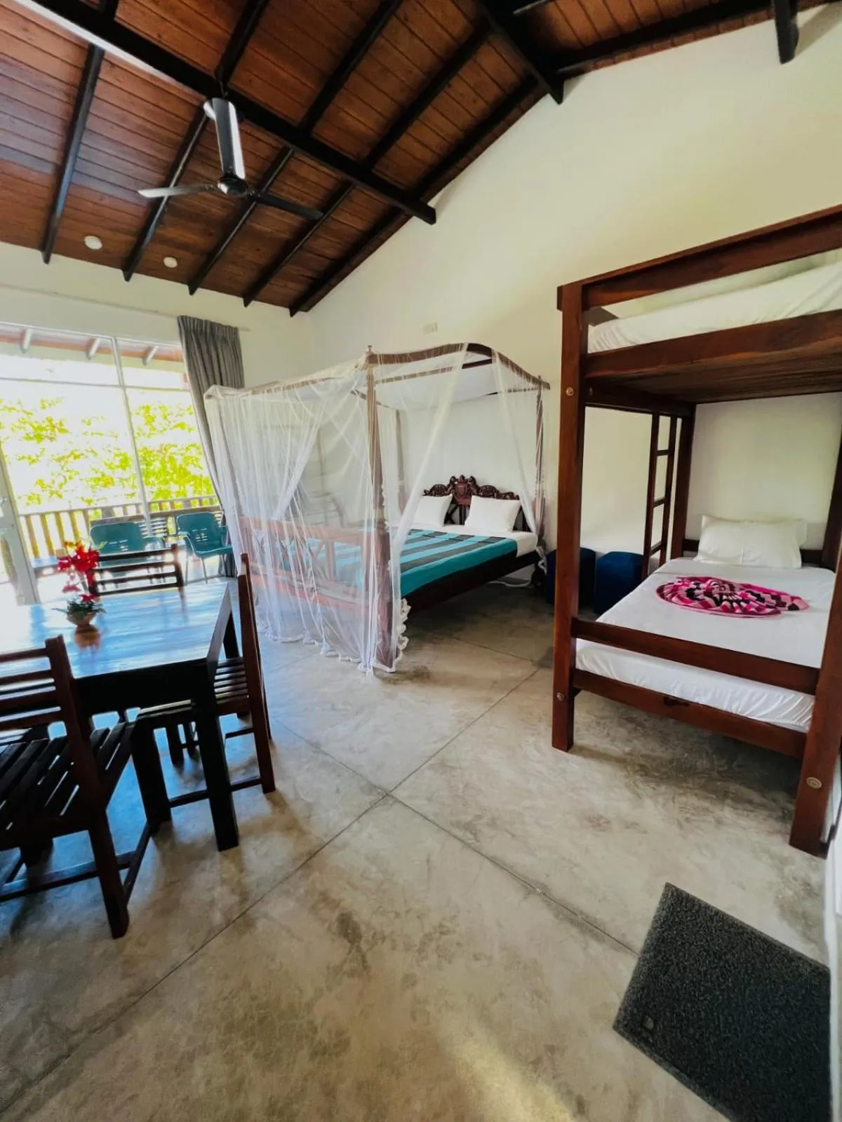 Photo of the whole room, Bed in Chill Bay Weligama