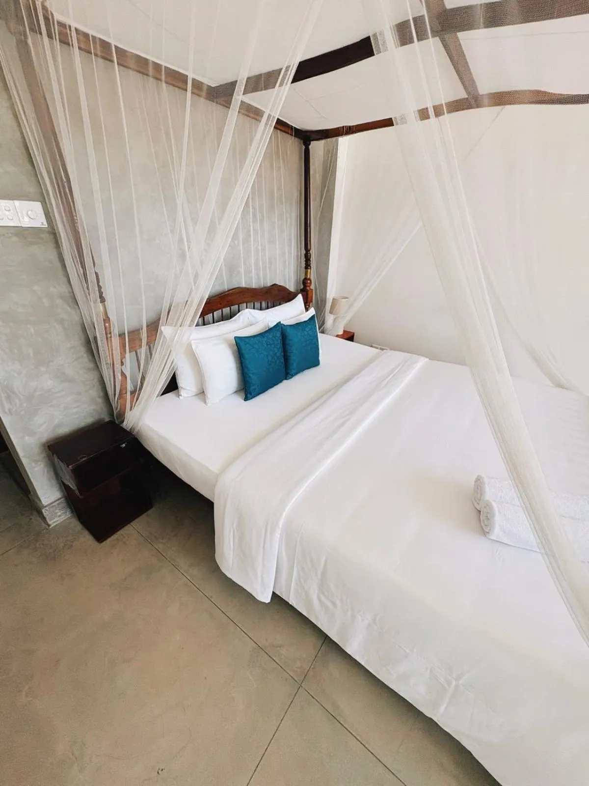 Bed in Casa Samaya Weligama - formerly Chill Bay