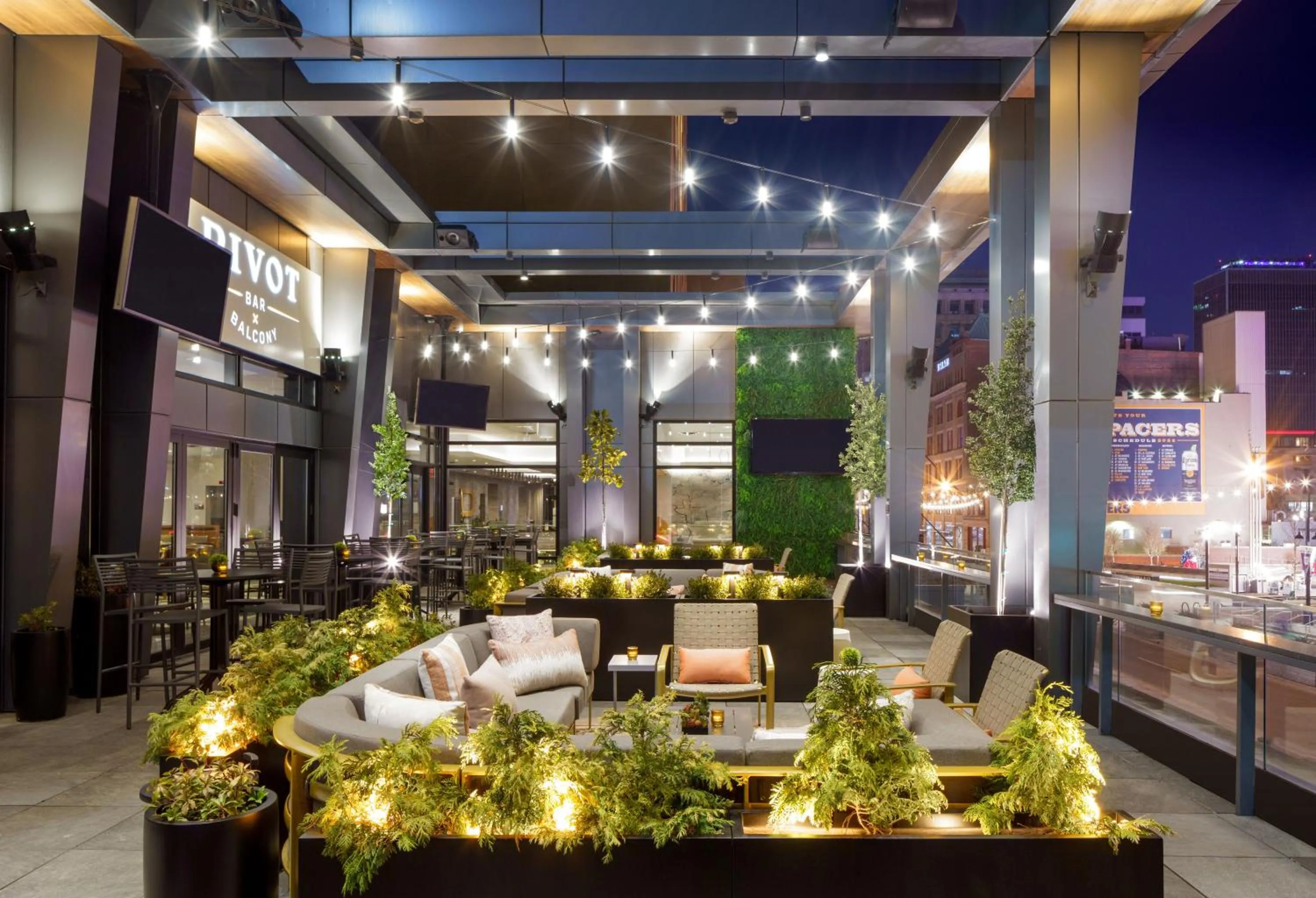 Restaurant/places to eat in Hyatt House Indianapolis Downtown