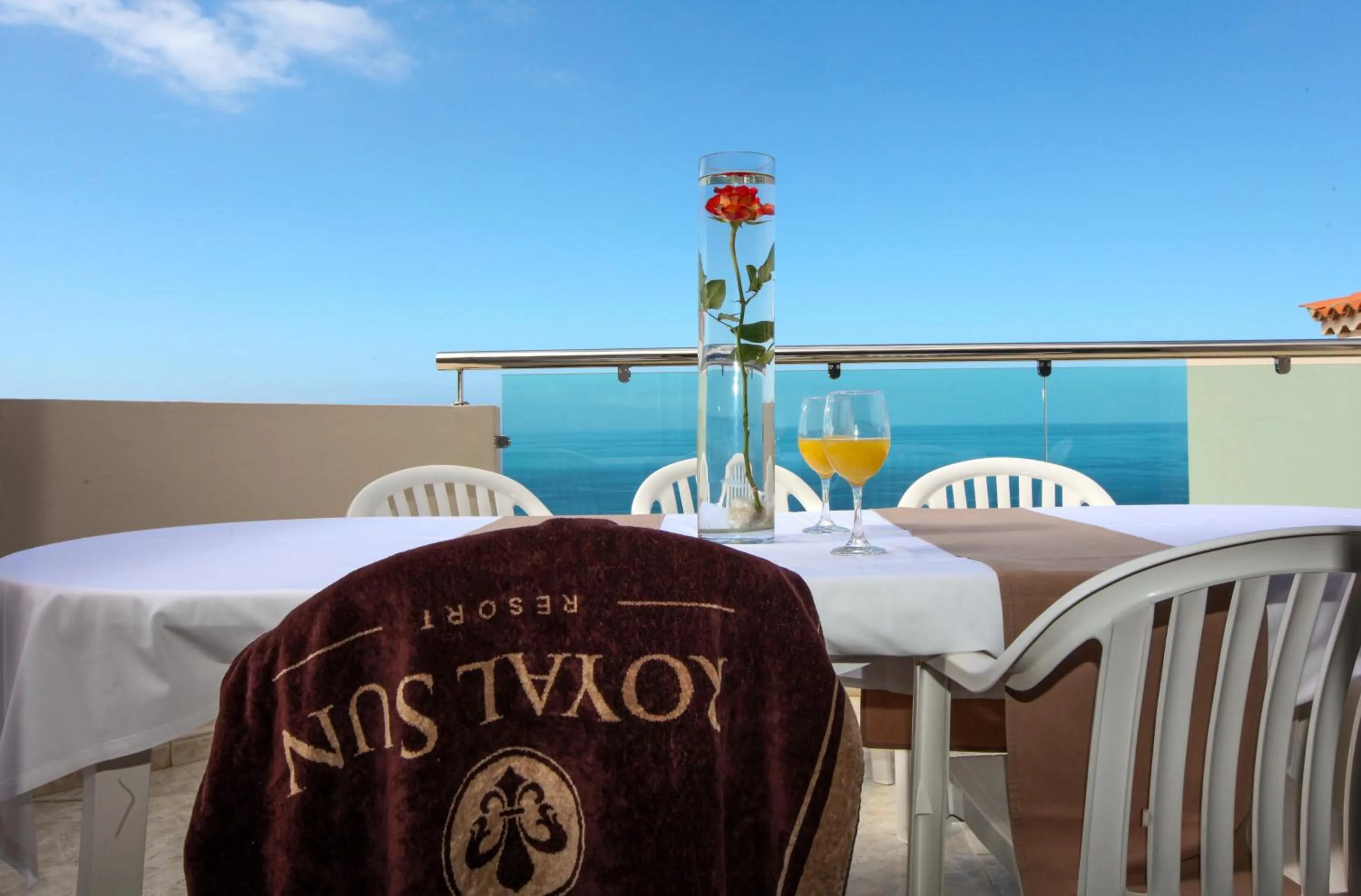 Balcony/Terrace, Bed in Royal Sun Resort