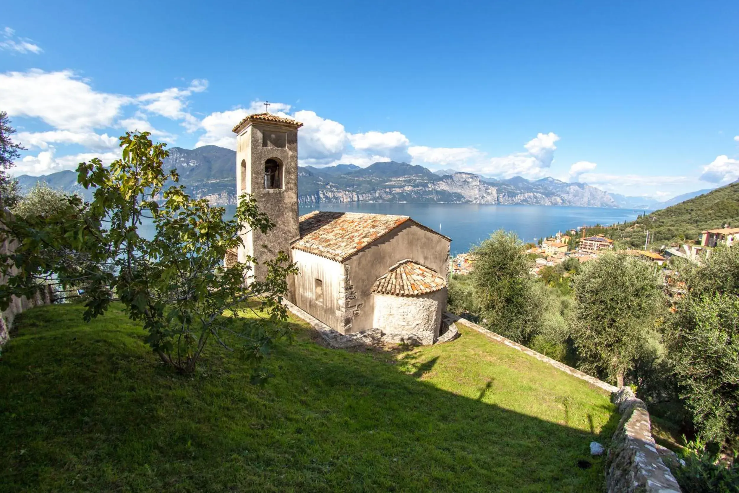 Natural landscape, Property Building in Hotel Eden