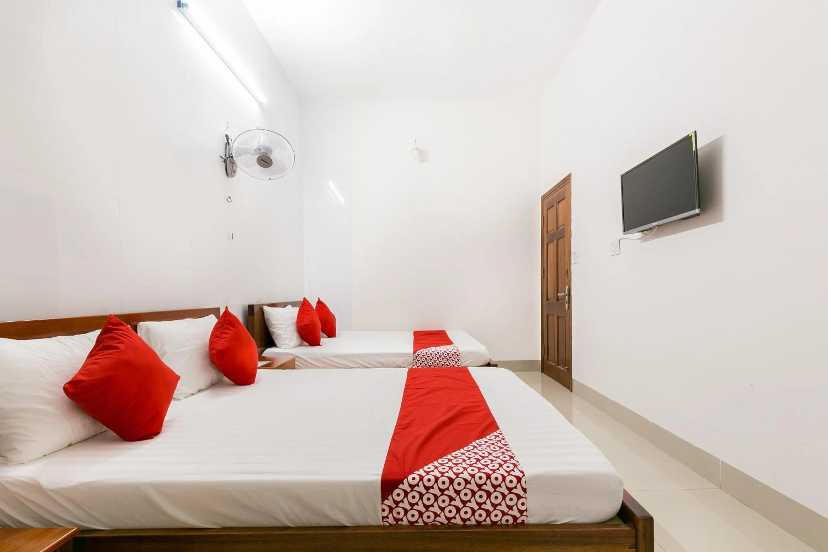 Bedroom, Bed in Jupiter Hotel