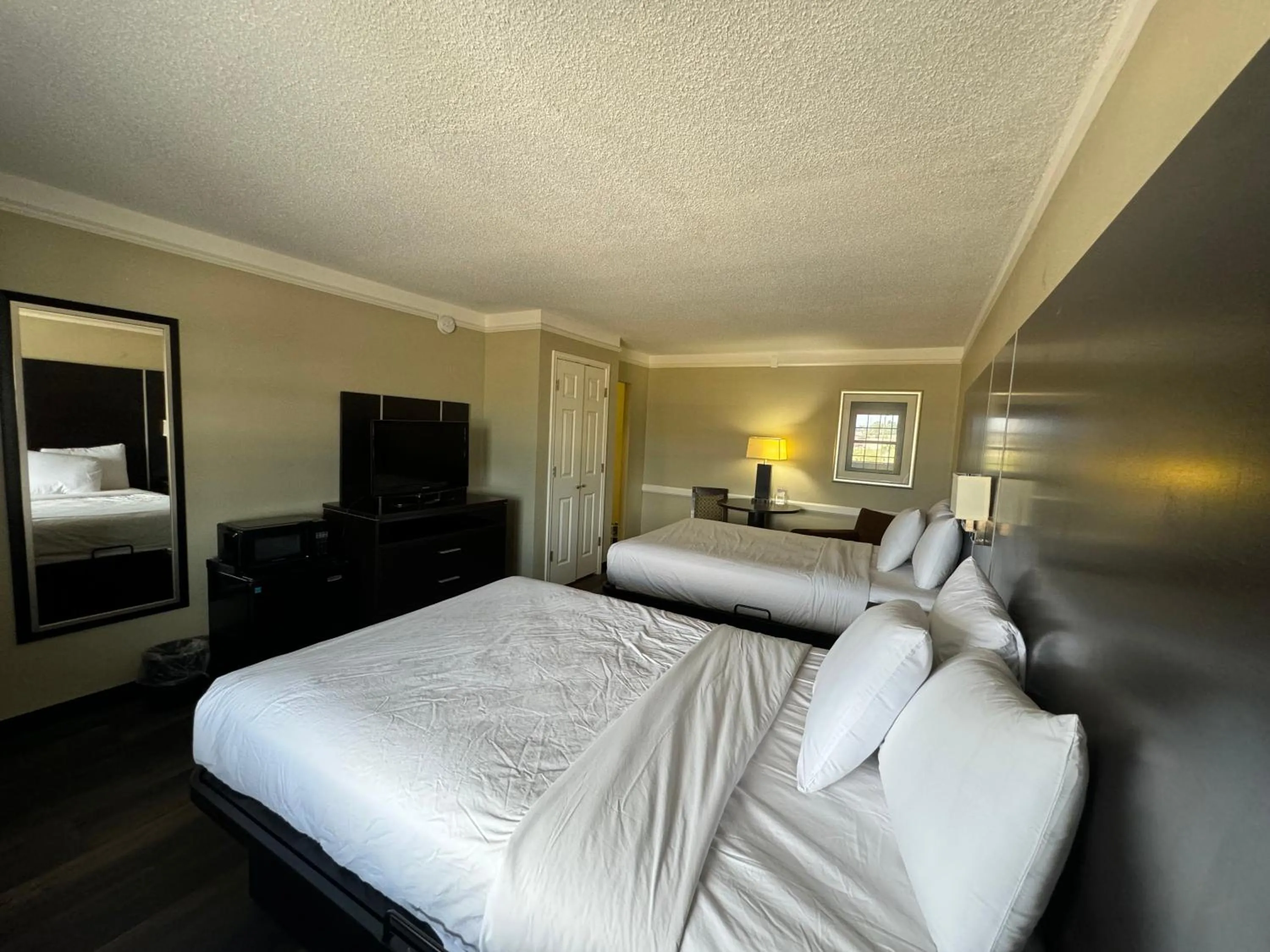 Bed in Travelodge by Wyndham Tuscaloosa