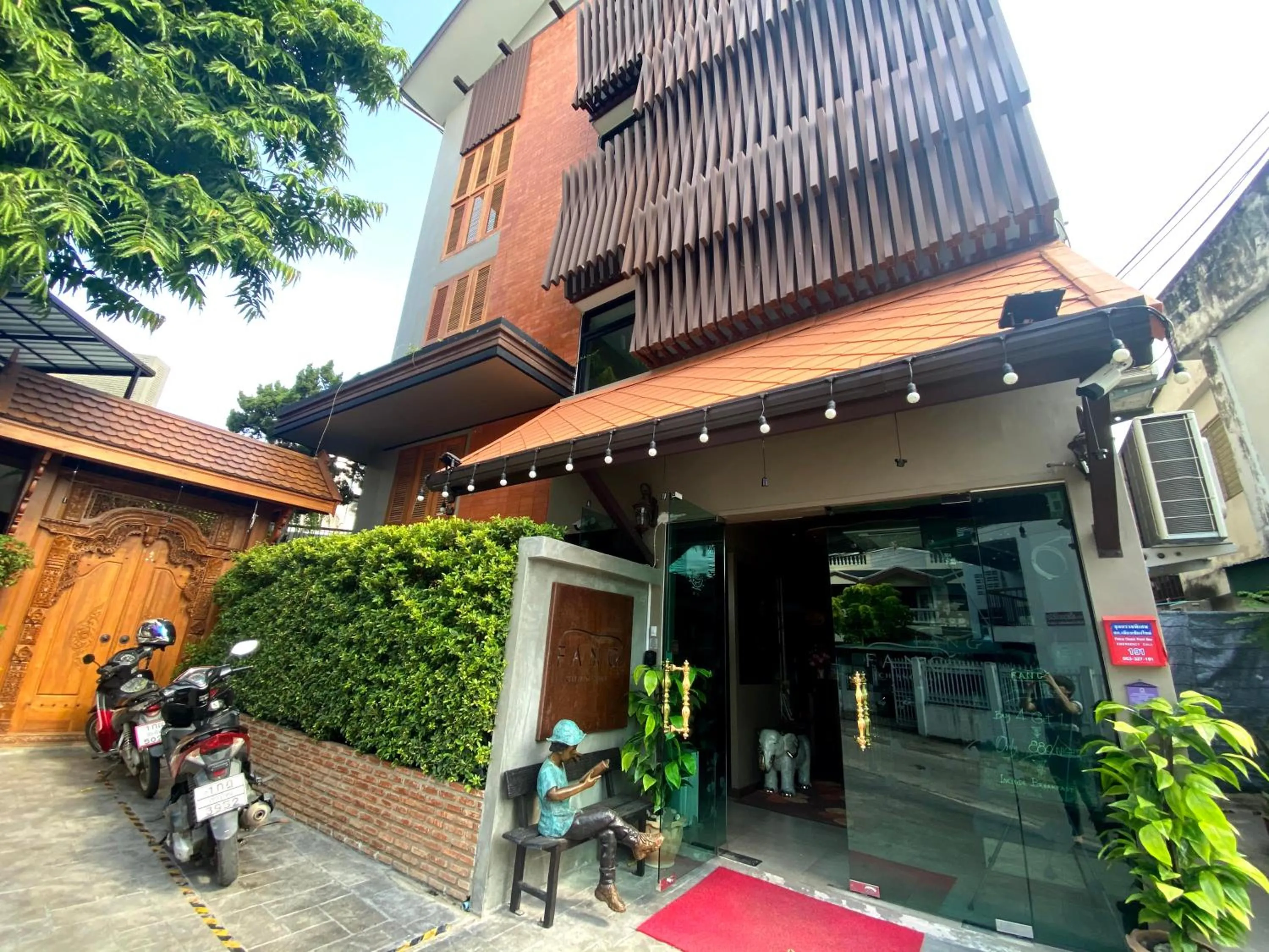 Facade/entrance in Fang Chiang Mai โรงแรมแฟงเชียงใหม่
