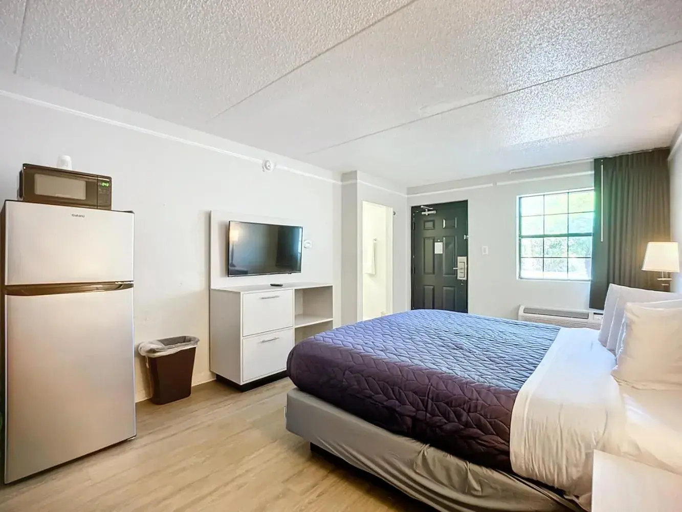 King Room - Disability Access in SoHo Inn and Suites Jacksonville North King Room - Disability Access in SoHo Inn and Suites Jacksonville North