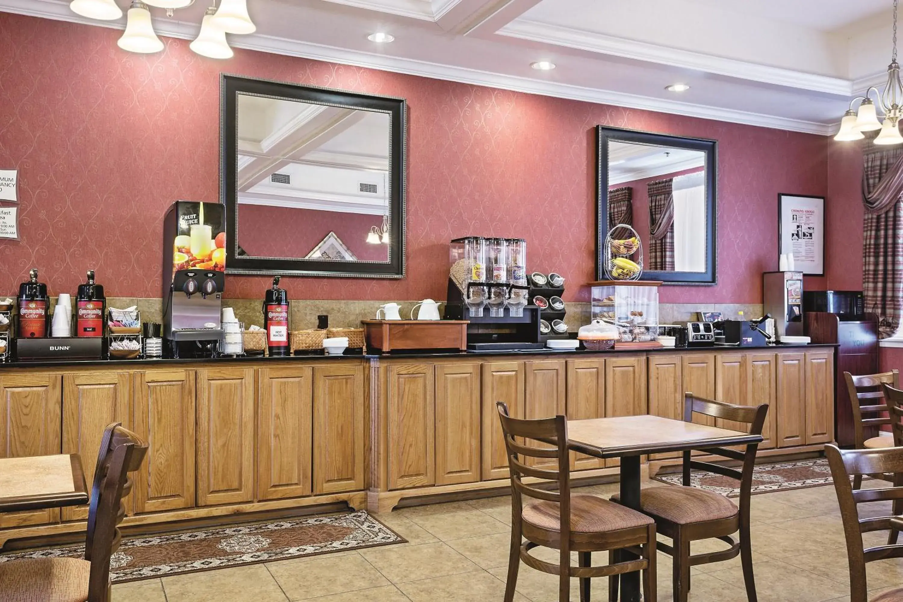 Restaurant/places to eat in Americas Best Value Inn - Gun Barrel City Restaurant/places to eat in Americas Best Value Inn - Gun Barrel City