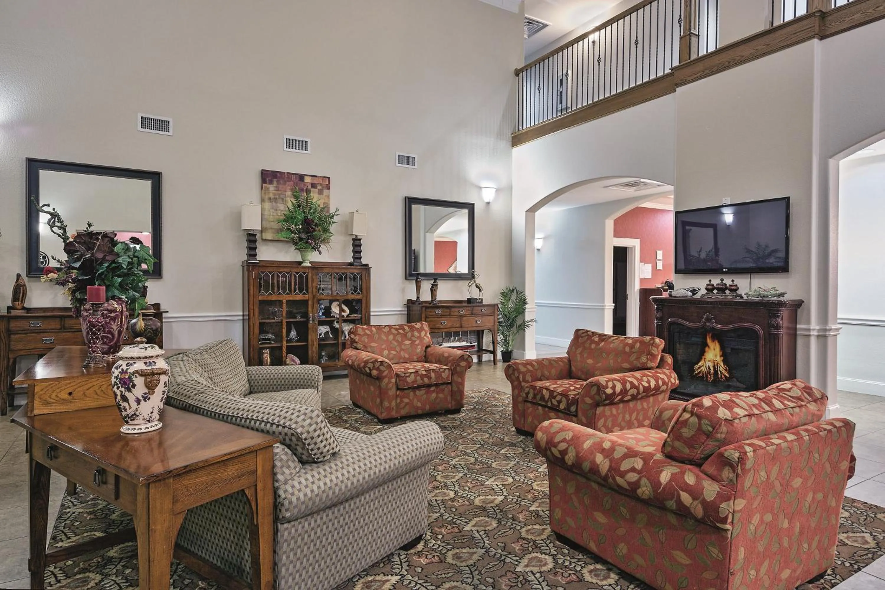 Living room in Americas Best Value Inn - Gun Barrel City