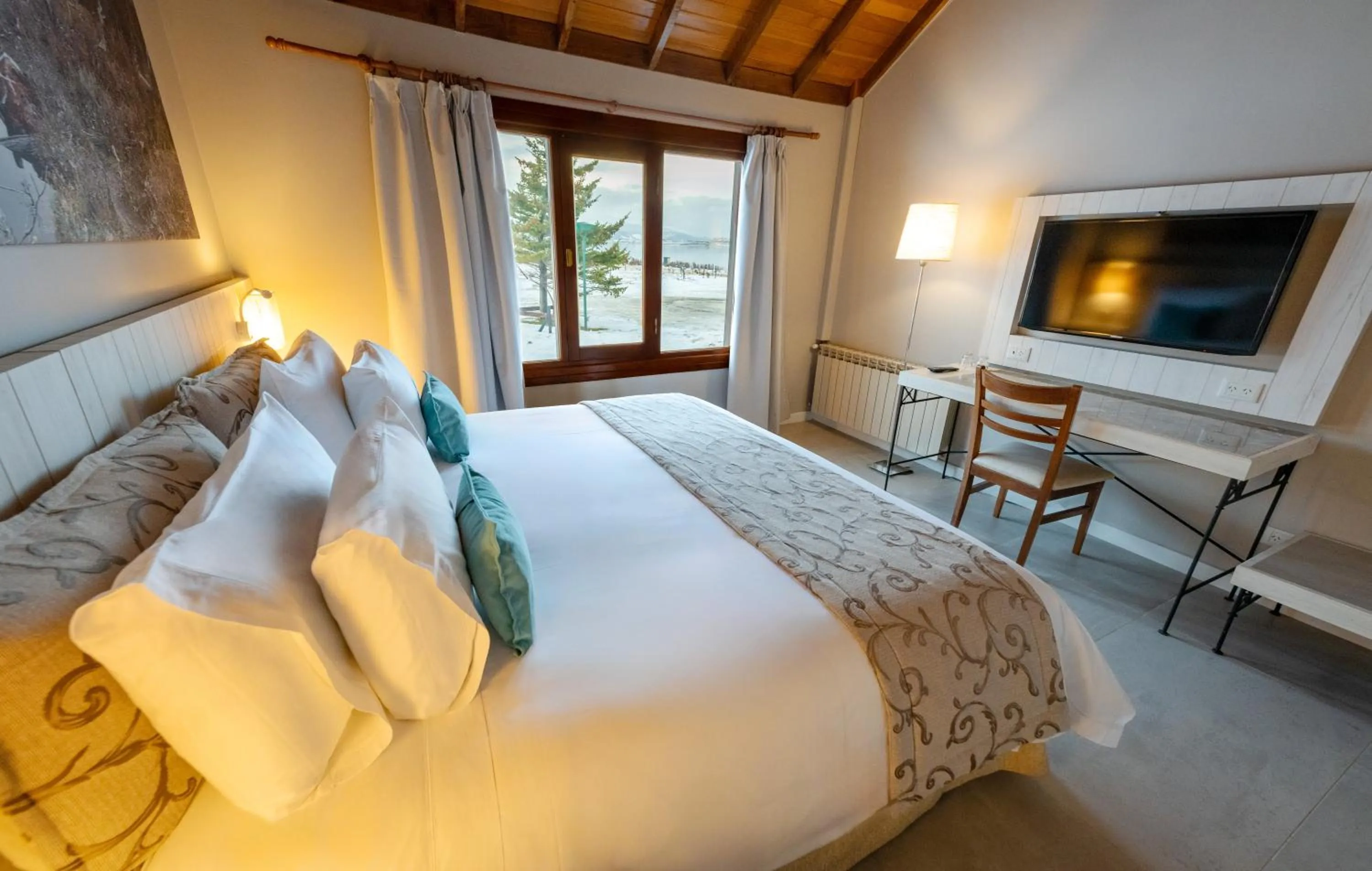 Bed in Tolkeyen Ushuaia Hotel