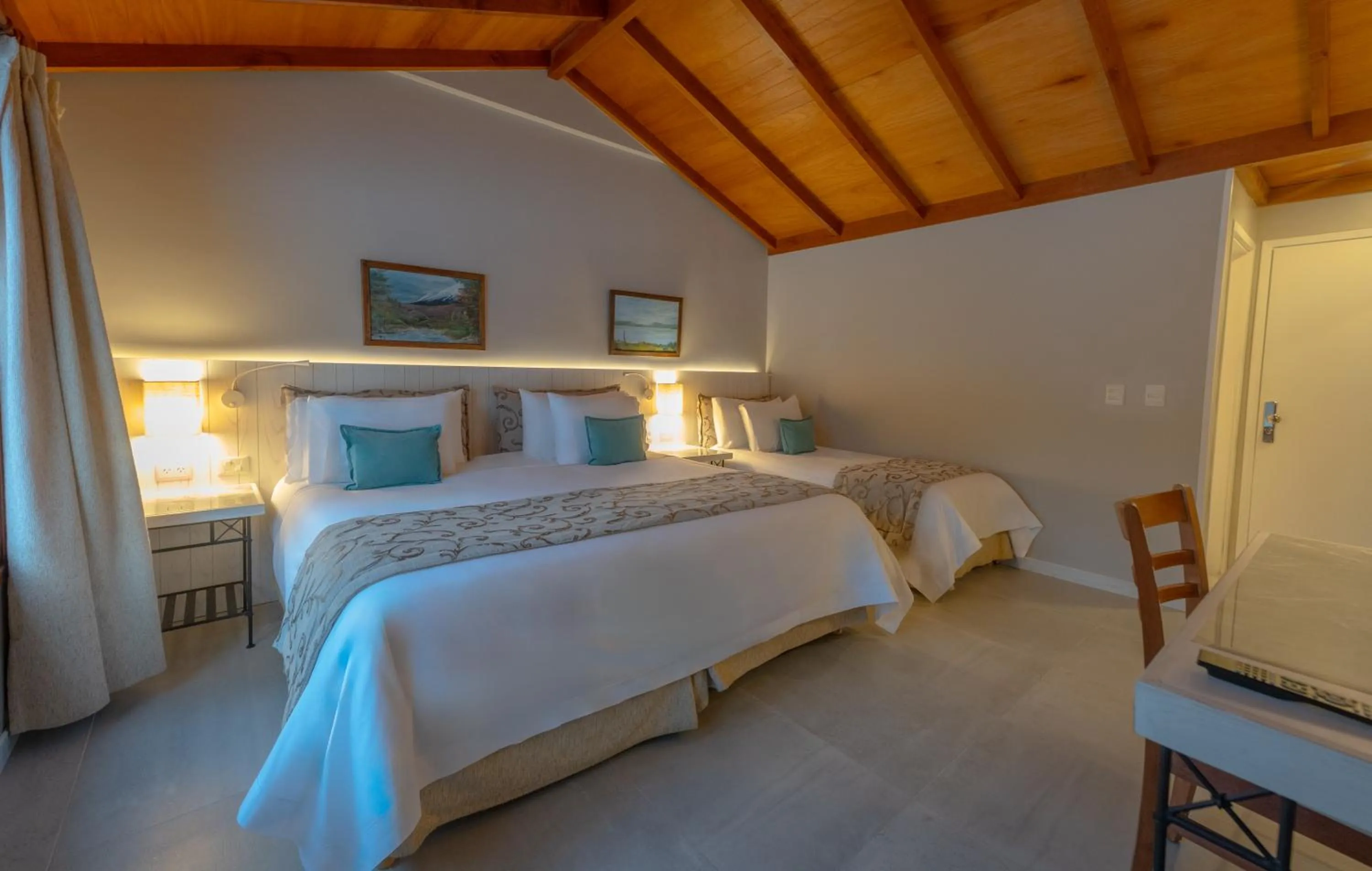 Bed in Tolkeyen Ushuaia Hotel