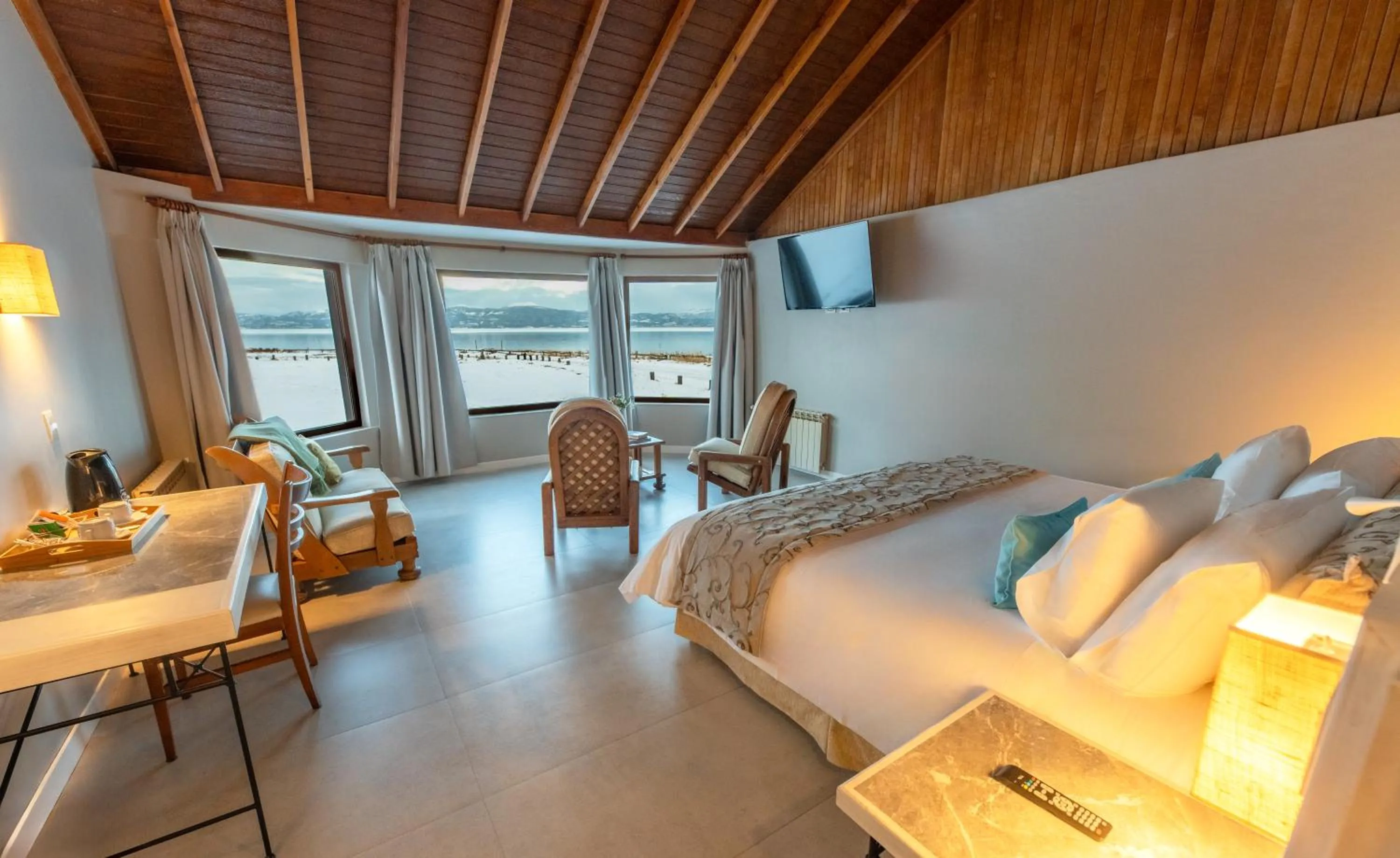 Bed in Tolkeyen Ushuaia Hotel