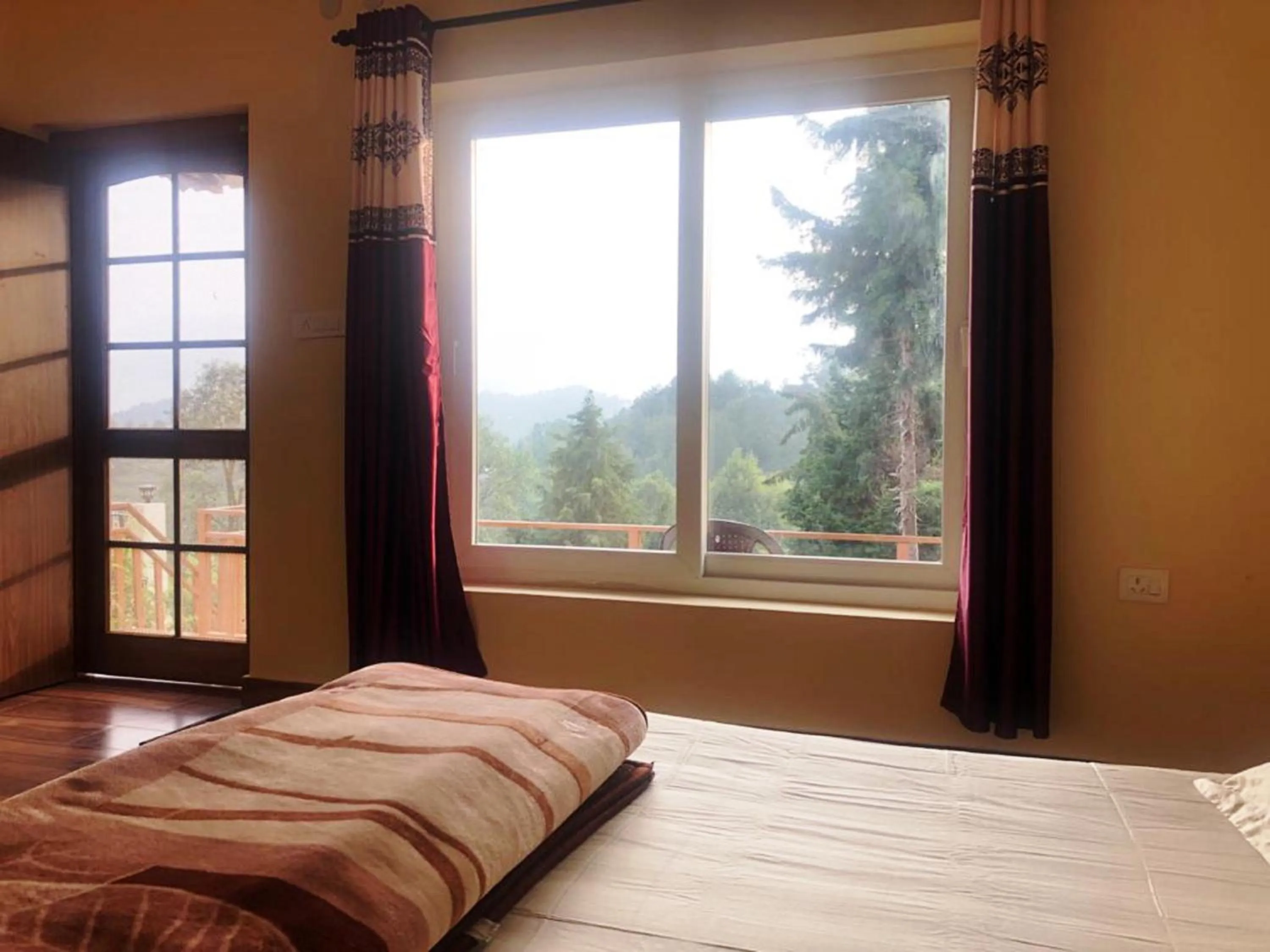 View (from property/room), Bed in Khushi Cottage
